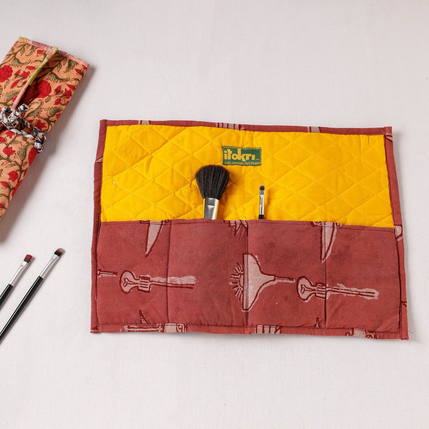 Multipurpose Segmented Storage Wrap PouchOnline