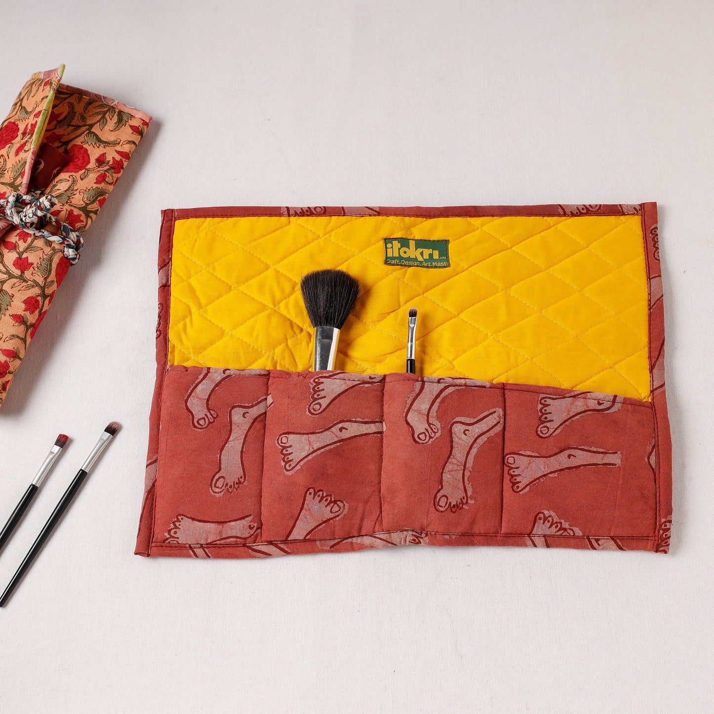 Multipurpose Segmented Storage Wrap PouchOnline