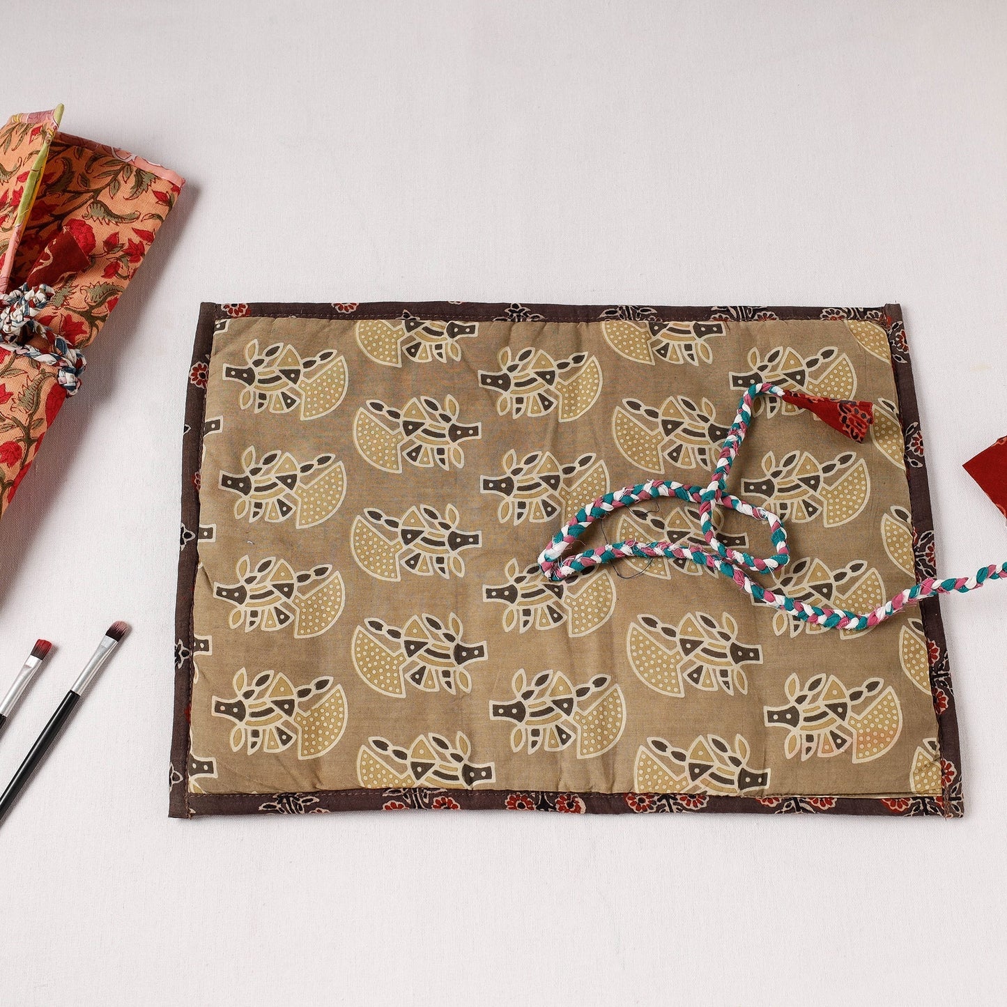 Multipurpose Segmented Storage Wrap PouchOnline