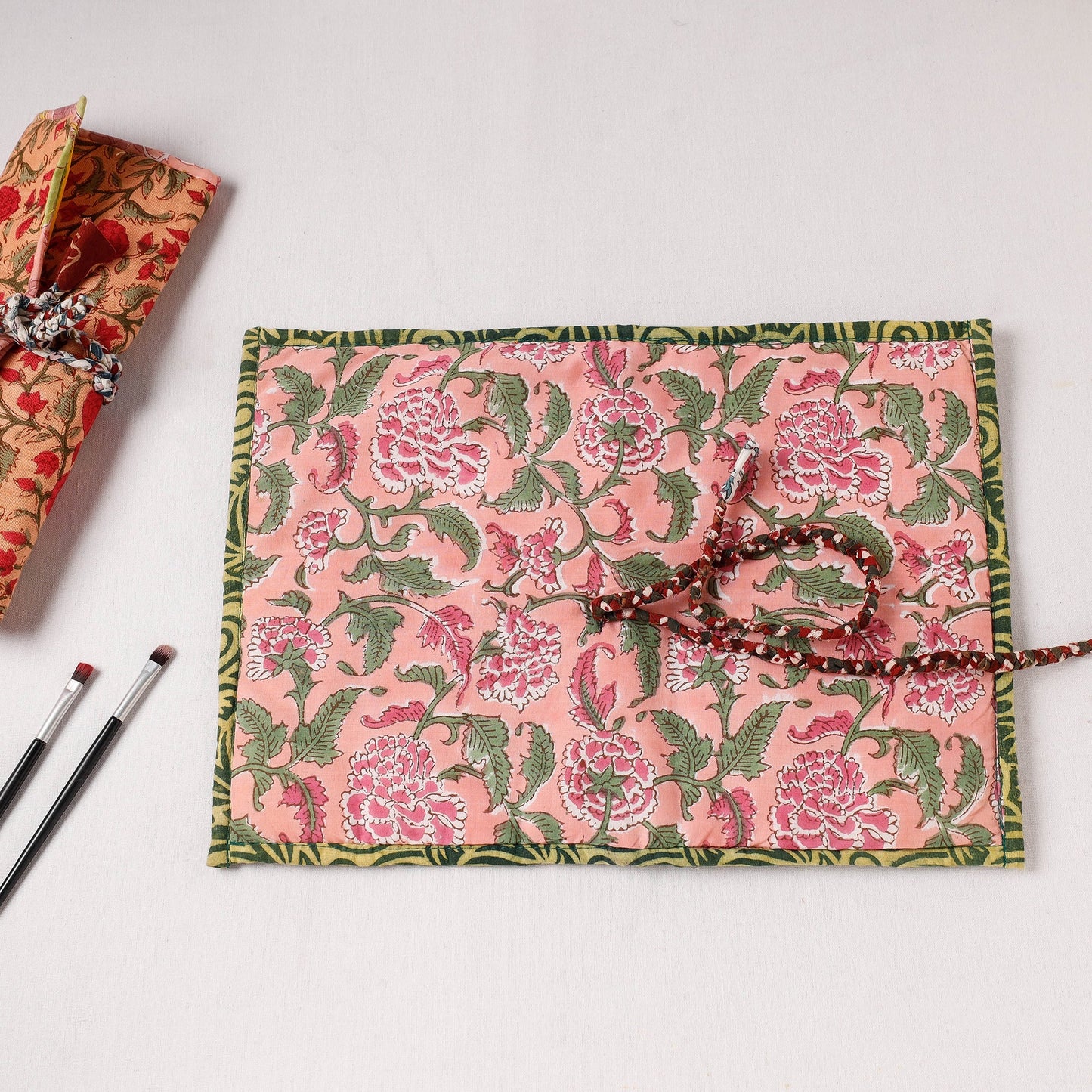 Multipurpose Segmented Storage Wrap PouchOnline