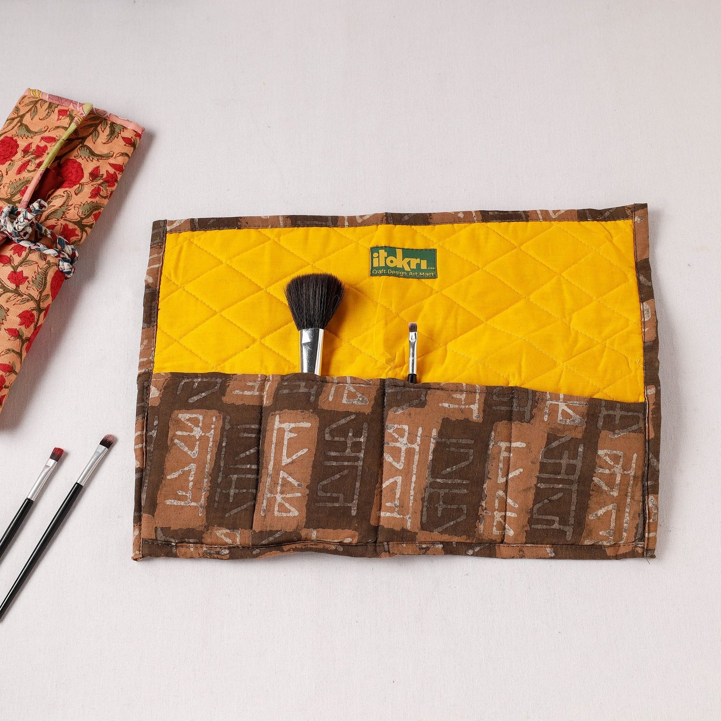 Multipurpose Segmented Storage Wrap PouchOnline