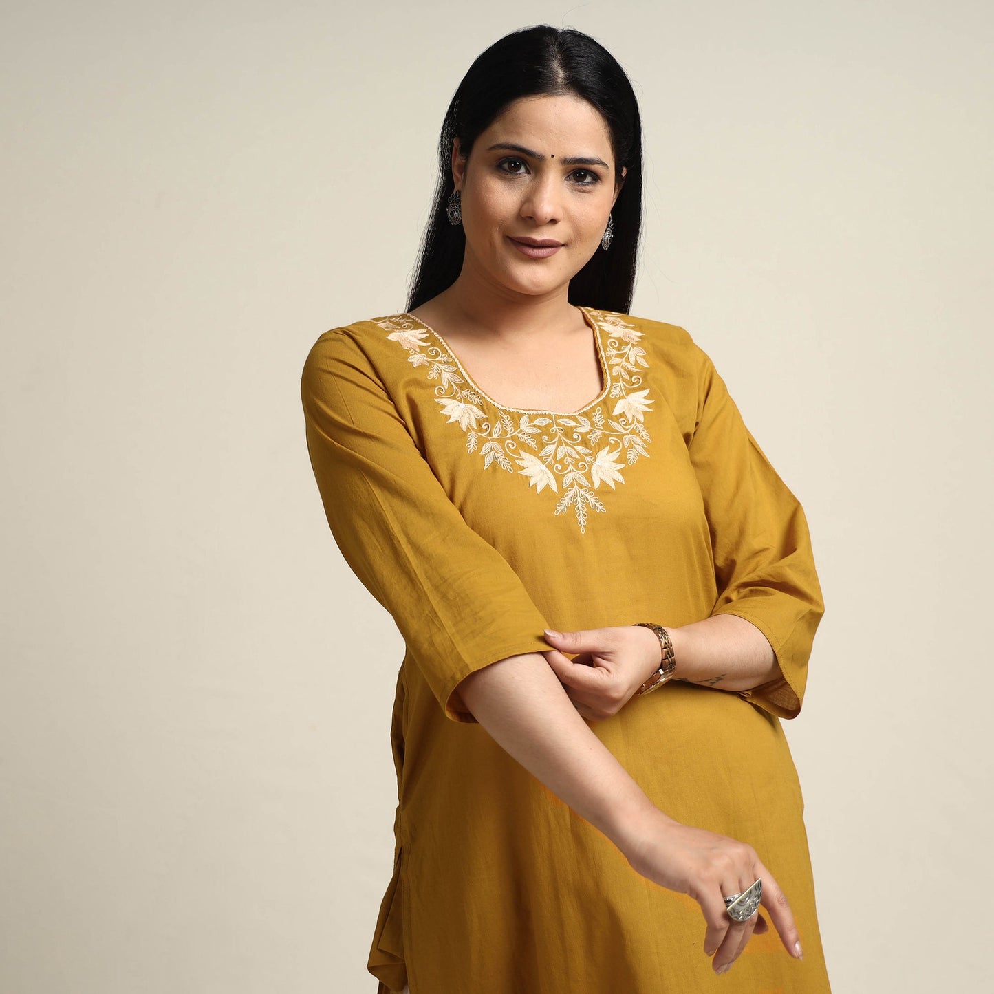Plain Dyed Hand Embroidery Cotton Long Kurta
