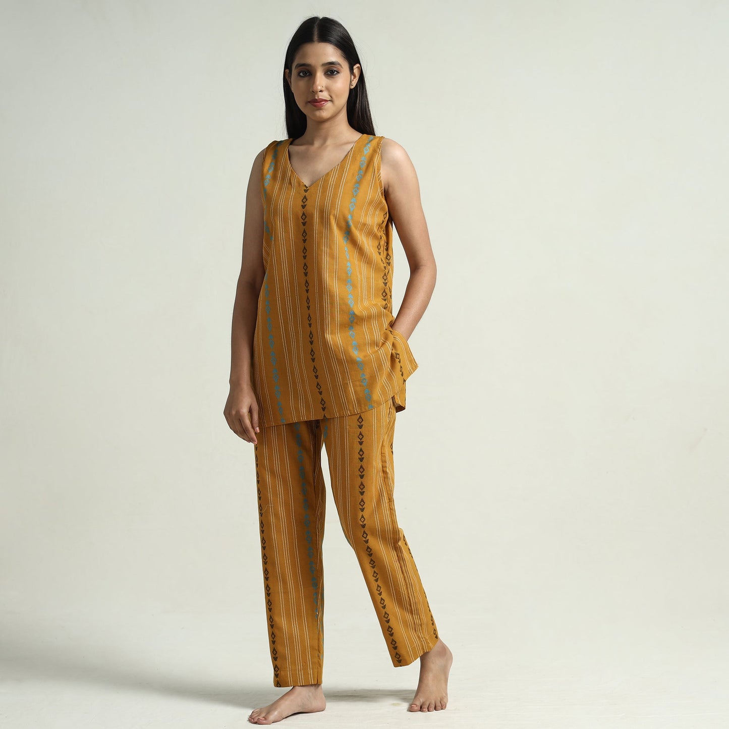 Buy Jacquard Cotton Top & Pyjama Night Suit Set Online at iTokri.com