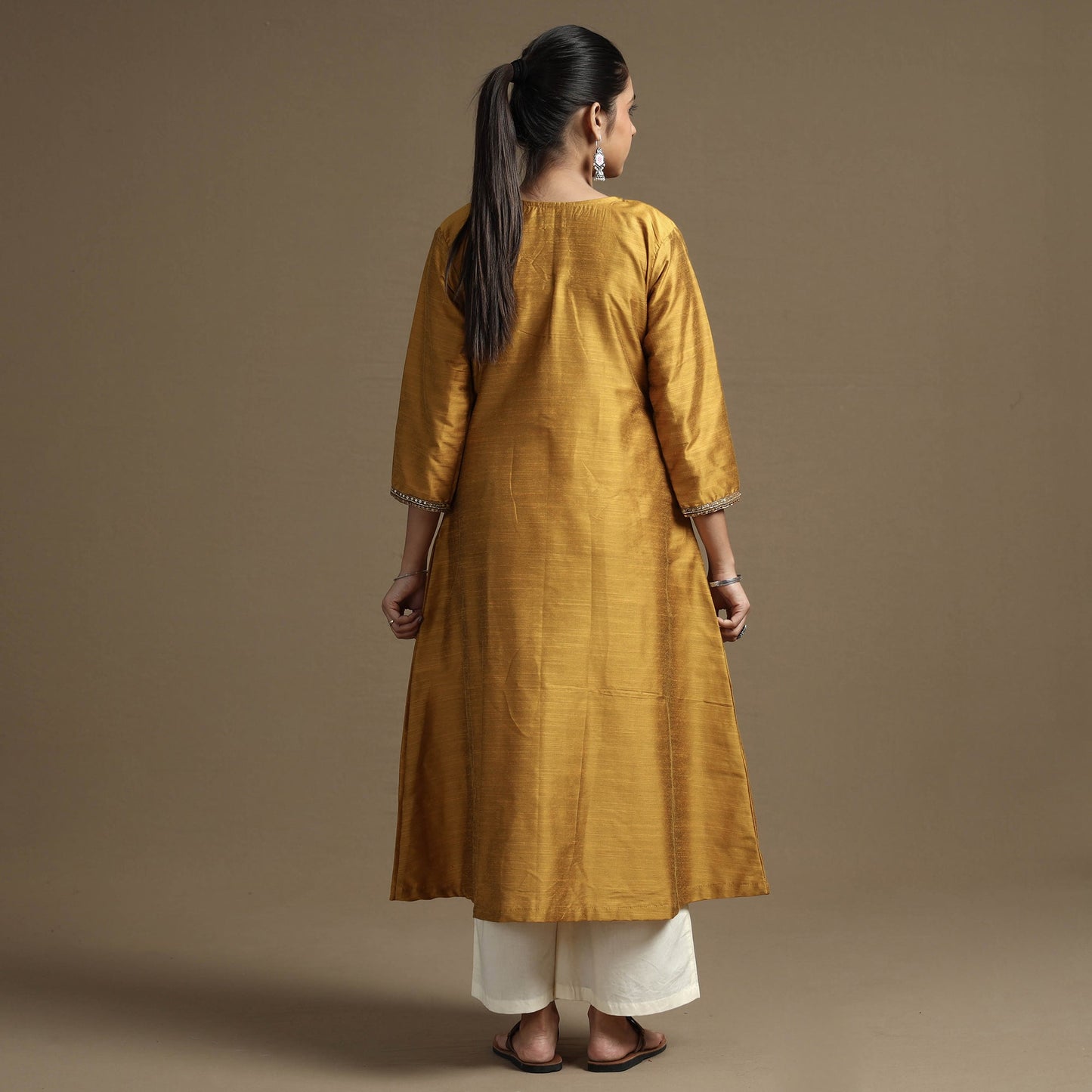 Plain Solid Slub Silk Kurta with Beadwork Hand Embroidery Lace