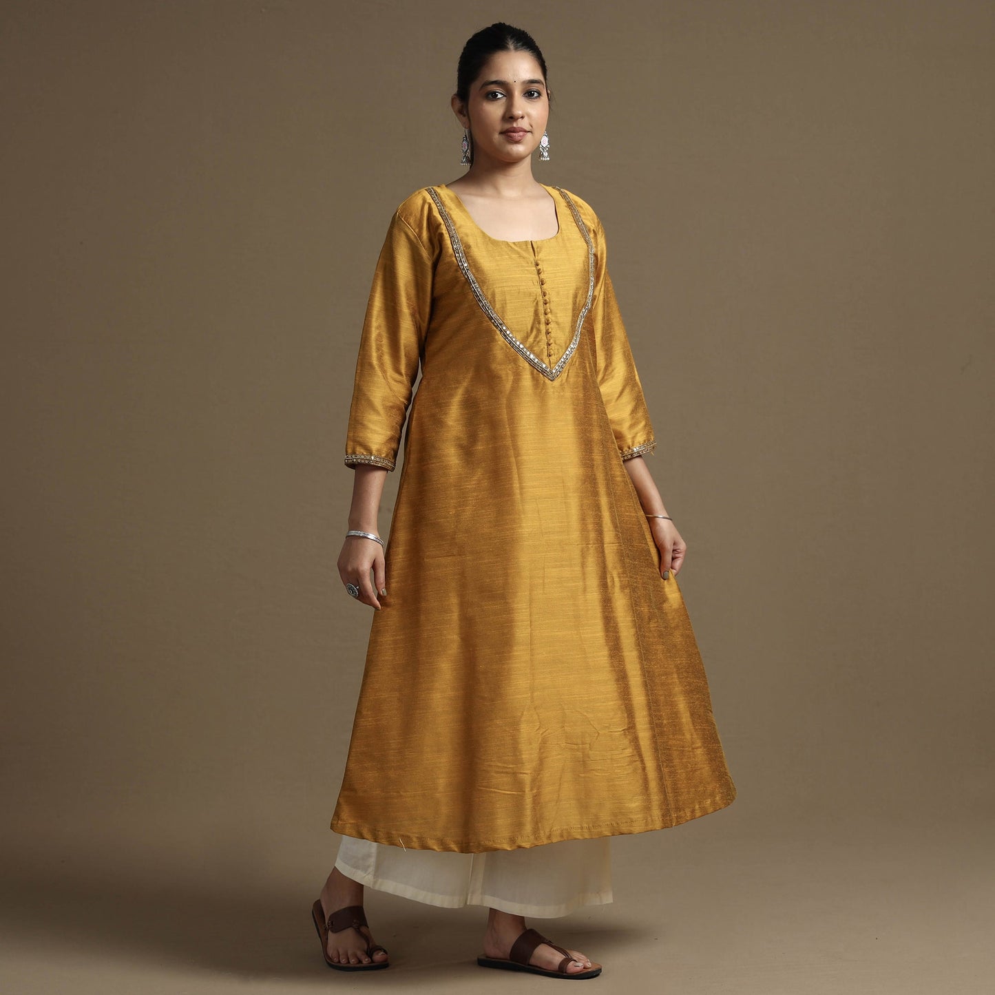 Plain Solid Slub Silk Kurta with Beadwork Hand Embroidery Lace