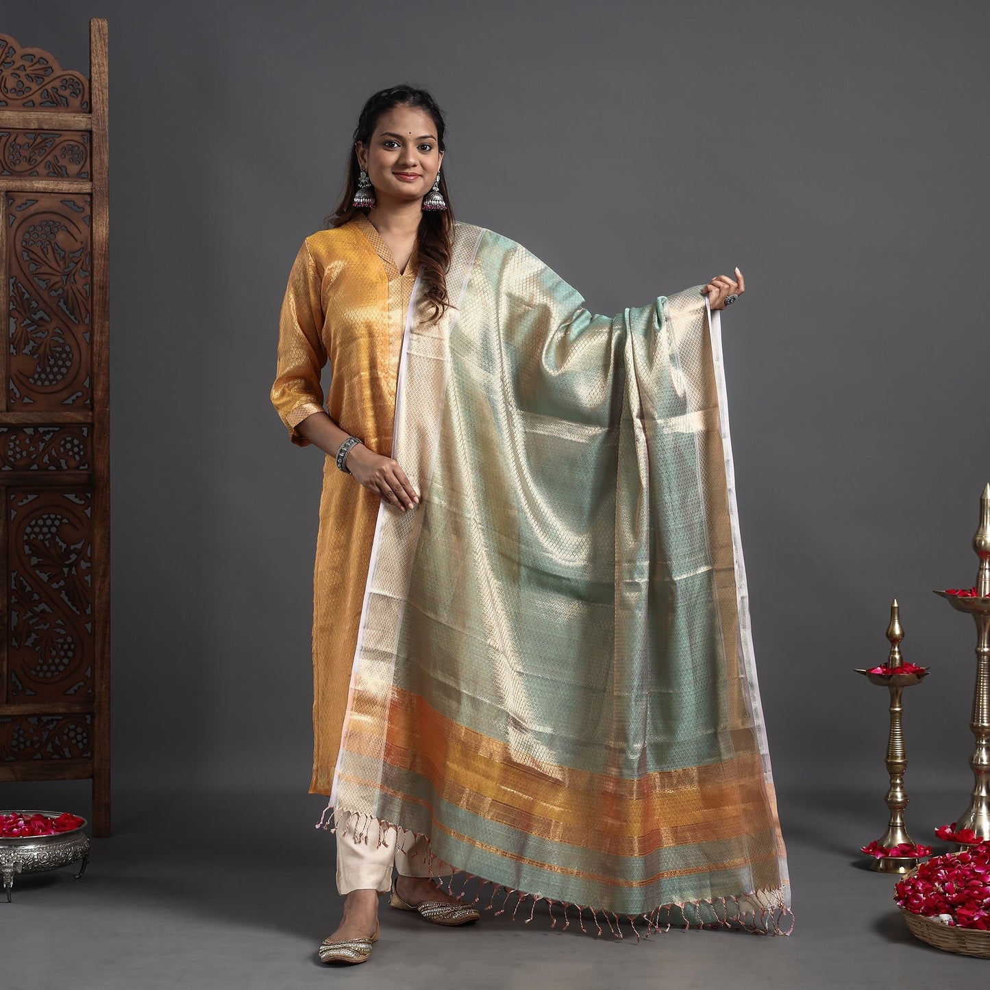 Traditional Maheshwari Tissue Zari Work Cotton Handloom Kurta with Dupatta Set