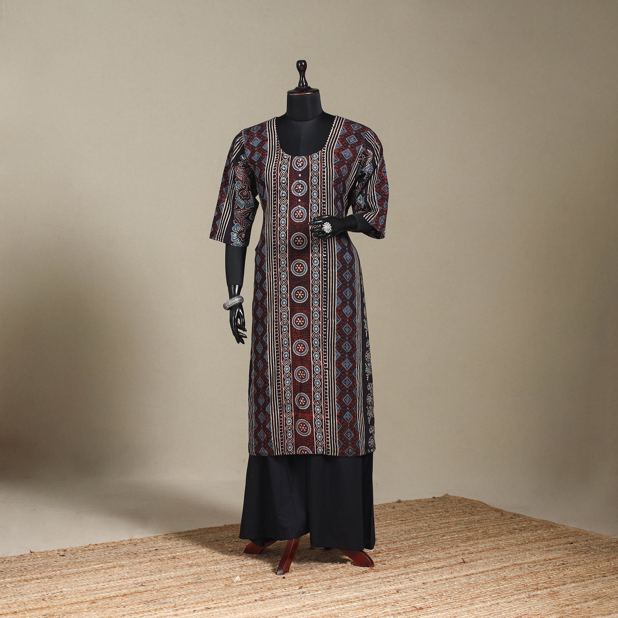 Block Print Natural Dyed Cotton Straight Ajrakh Long Kurta 04