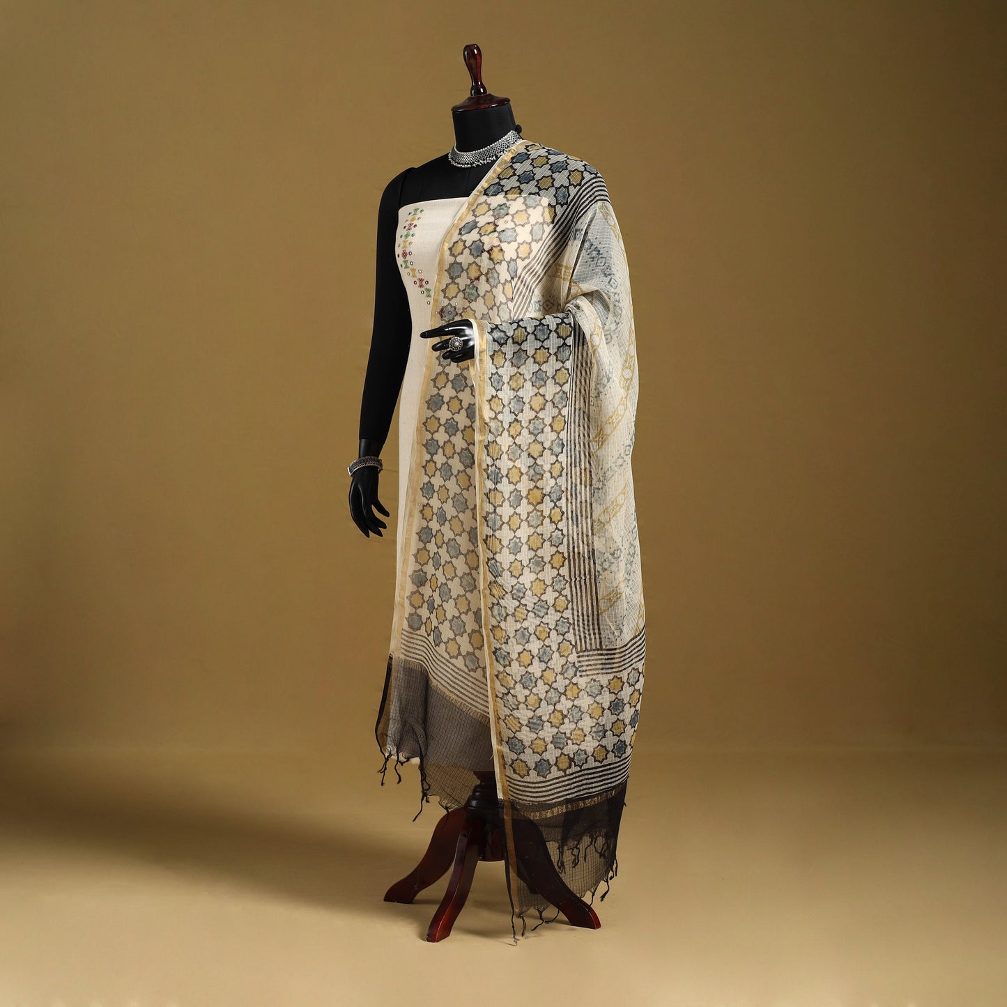 Natural dyed kota doria cotton dupatta 12 - handcrafted