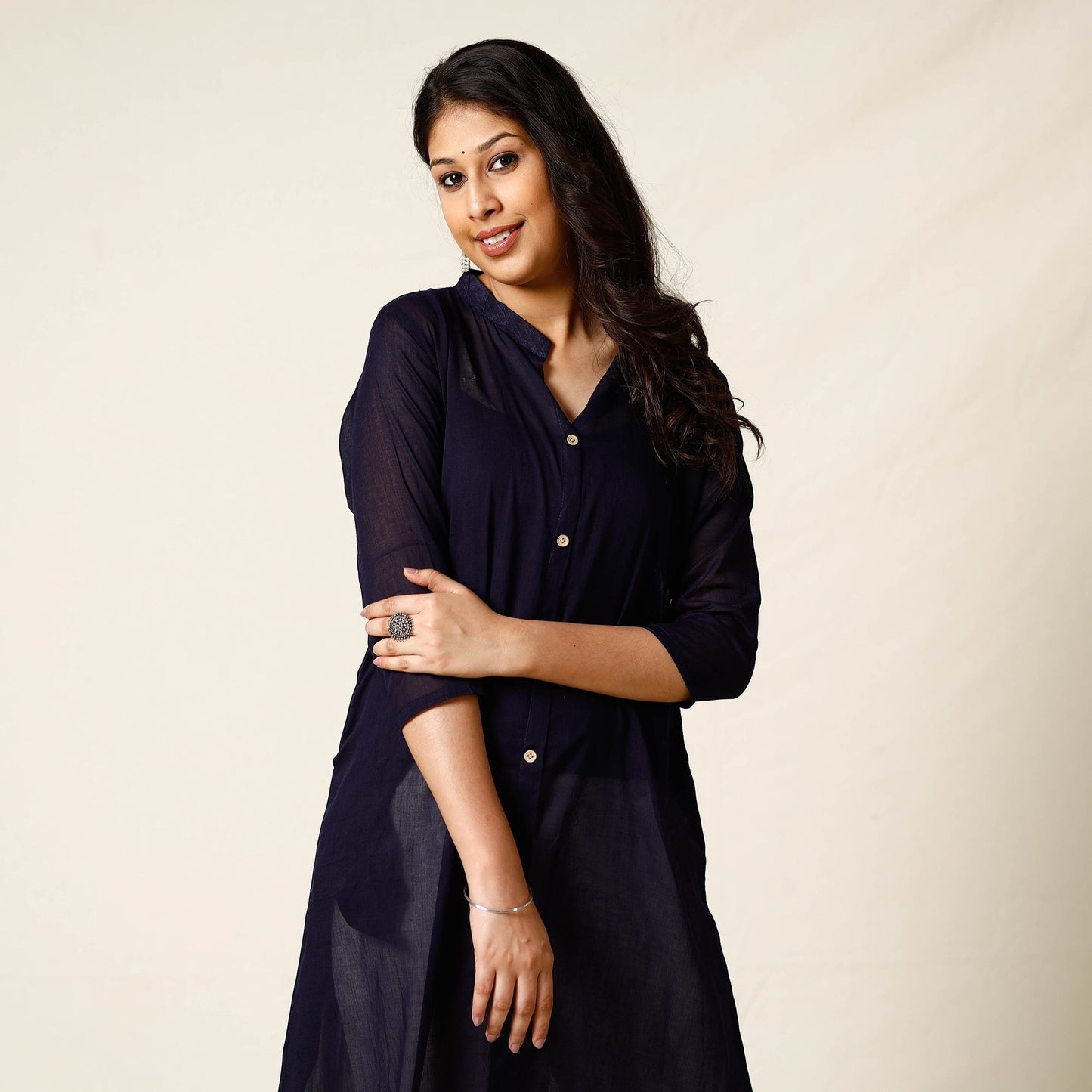 Mulmalai Cotton Plain Dyed Long Kurta