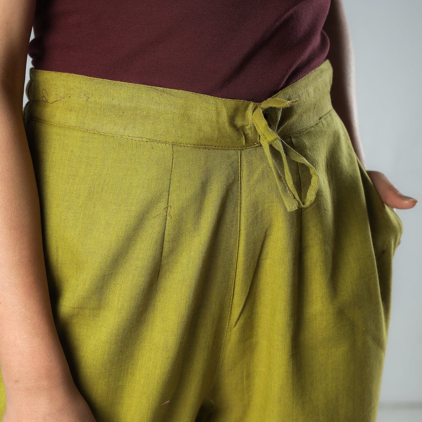 Buy Plain Dyed Cotton Relaxed Fit Pant Online at iTokri.com