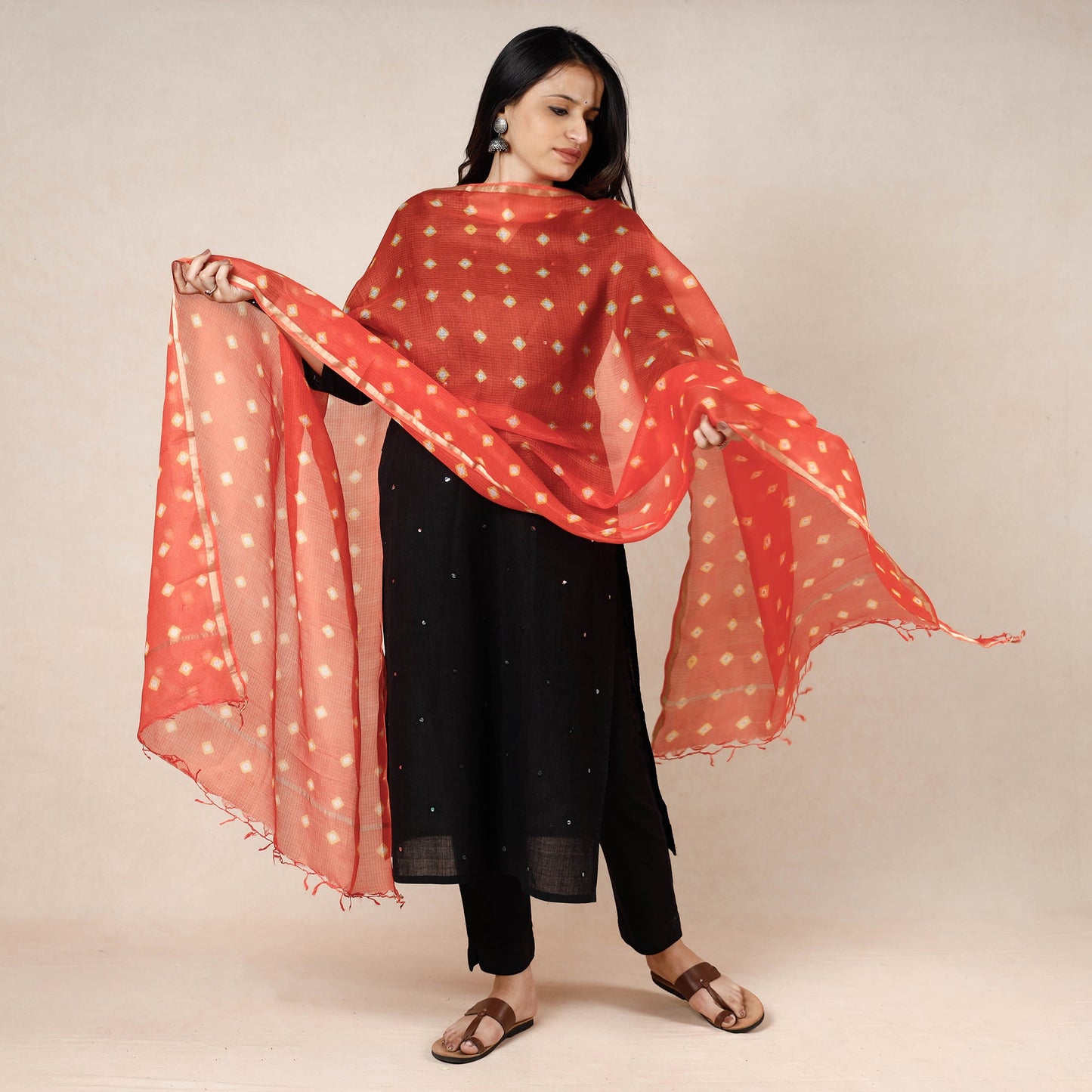 Bandhani Tie-Dye Kota Doria Silk Dupatta with Tassels Online at iTokri.com