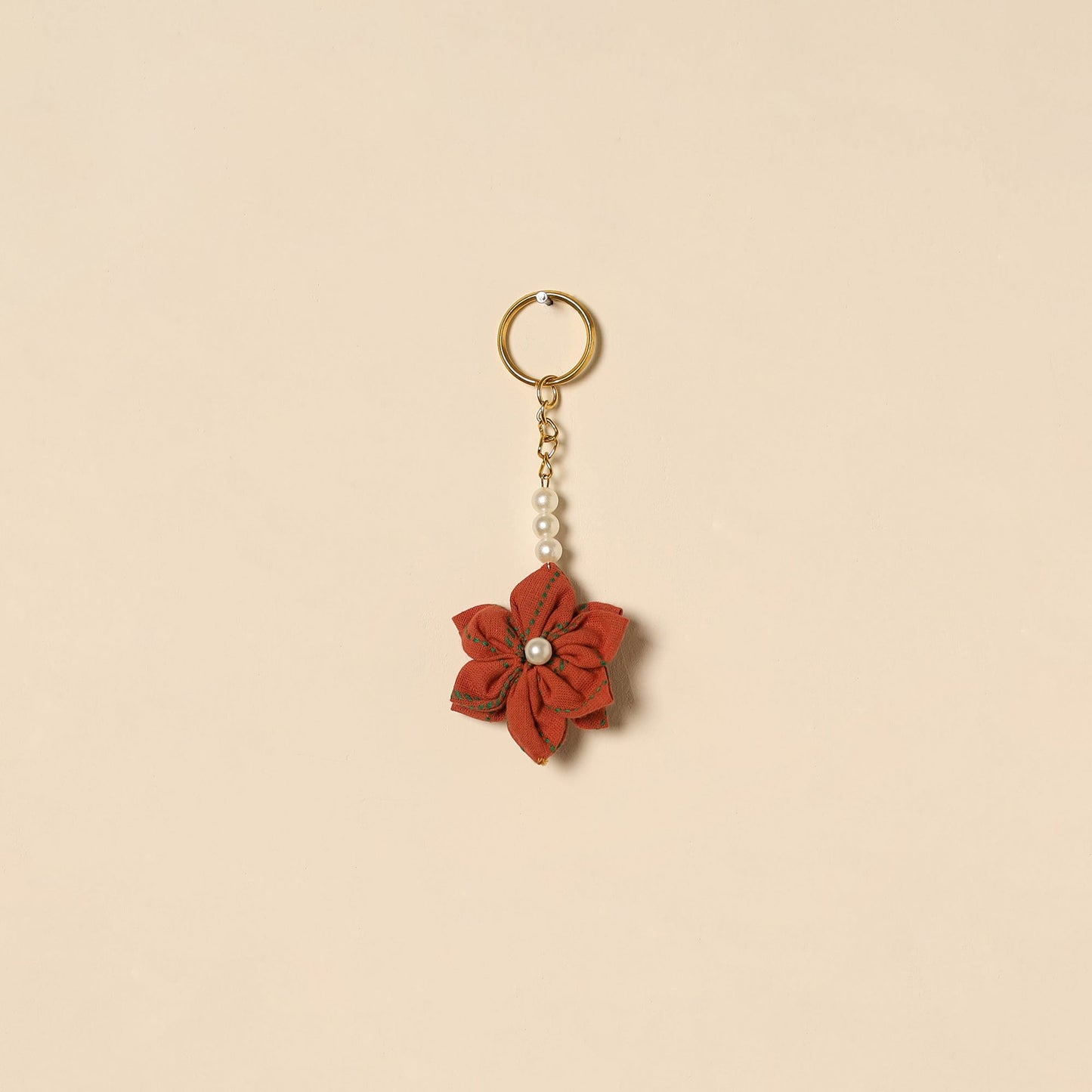 Beaded fabart flower keychain 09 - handcrafted