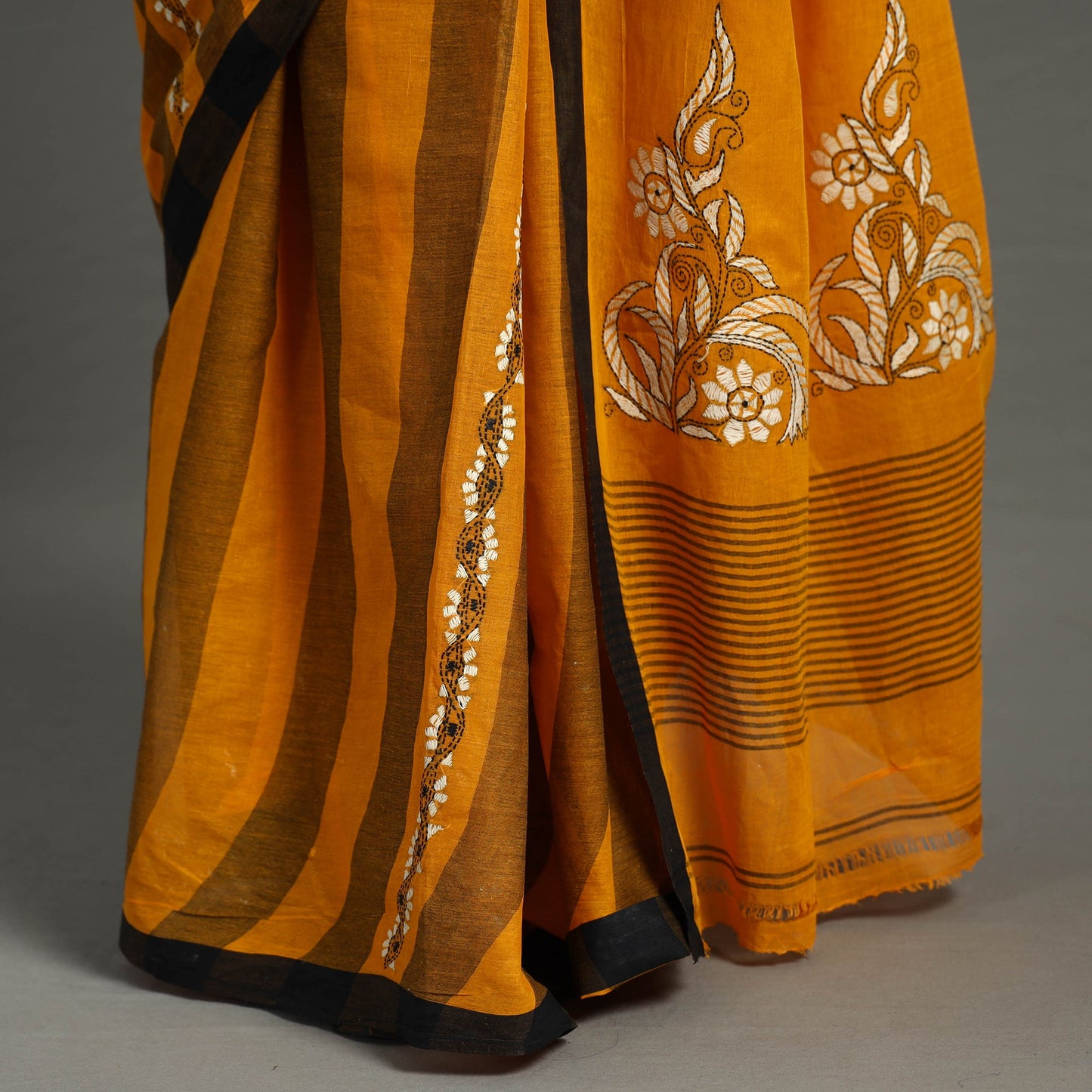 Bengal Kantha Hand Embroidery Cotton Handloom Saree