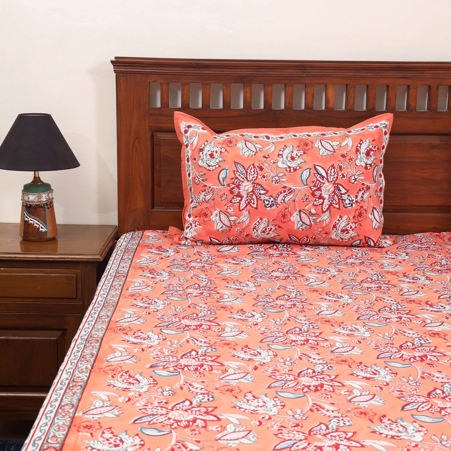 Cotton double sanganeri bed sheet set (108 x 90 in) 02
