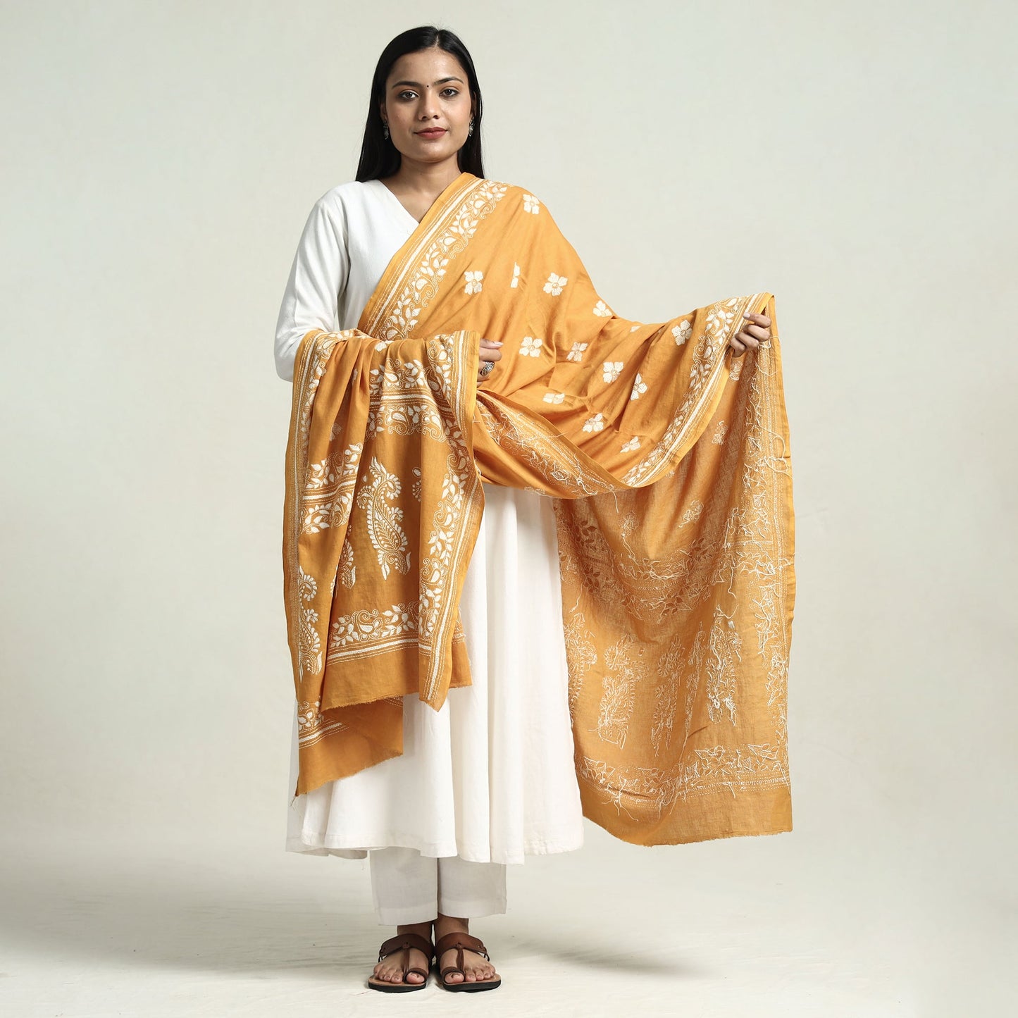 Bolpur Kantha Embroidery Cotton Handloom Dupatta with Tassels