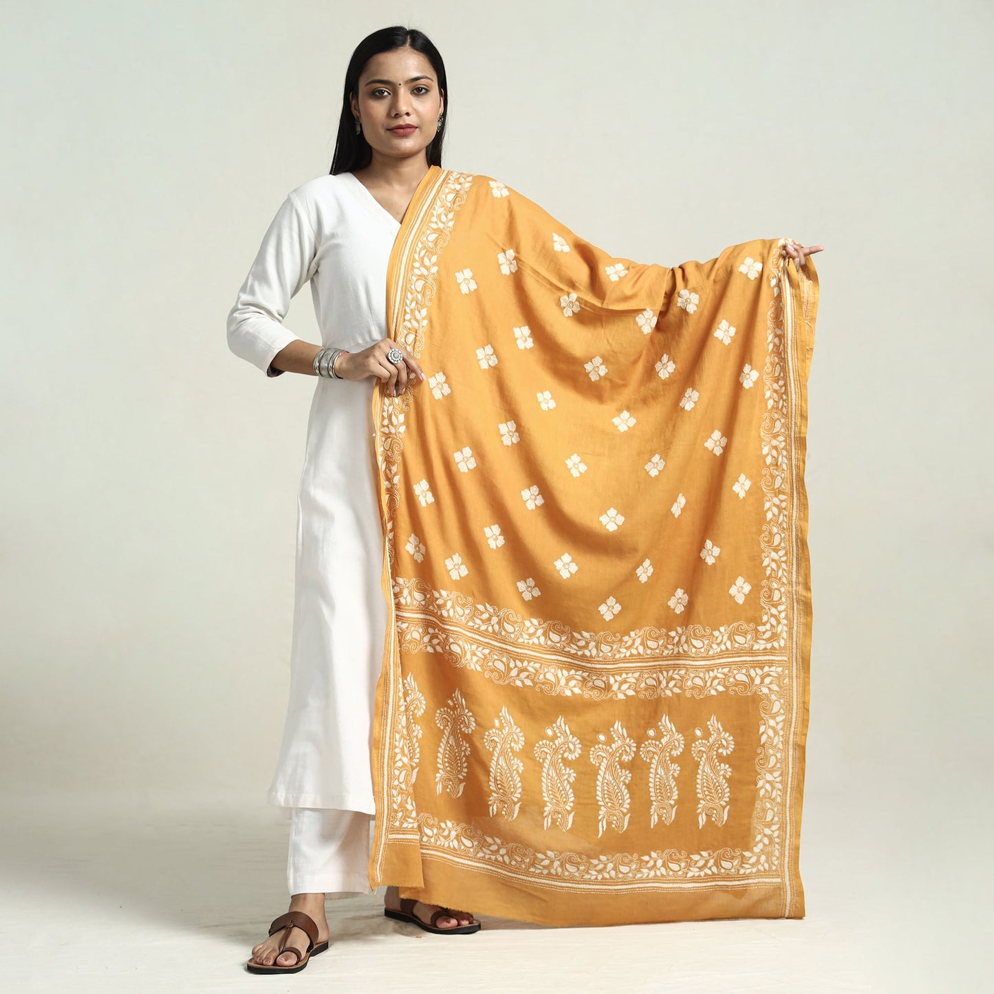 Bolpur Kantha Embroidery Cotton Handloom Dupatta with Tassels