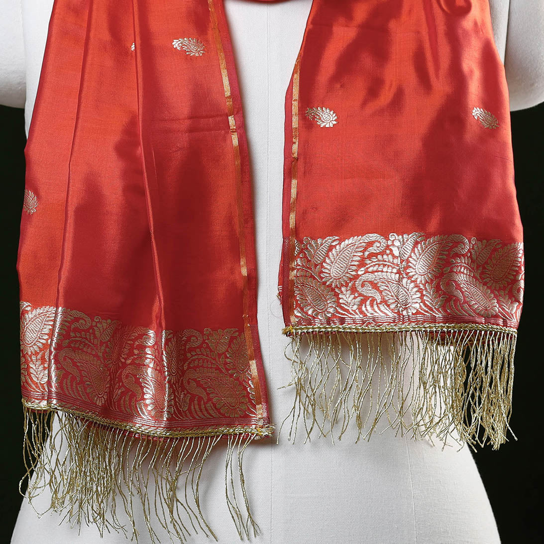 Brocade Handloom Mulberry Silk Banarasi Stole