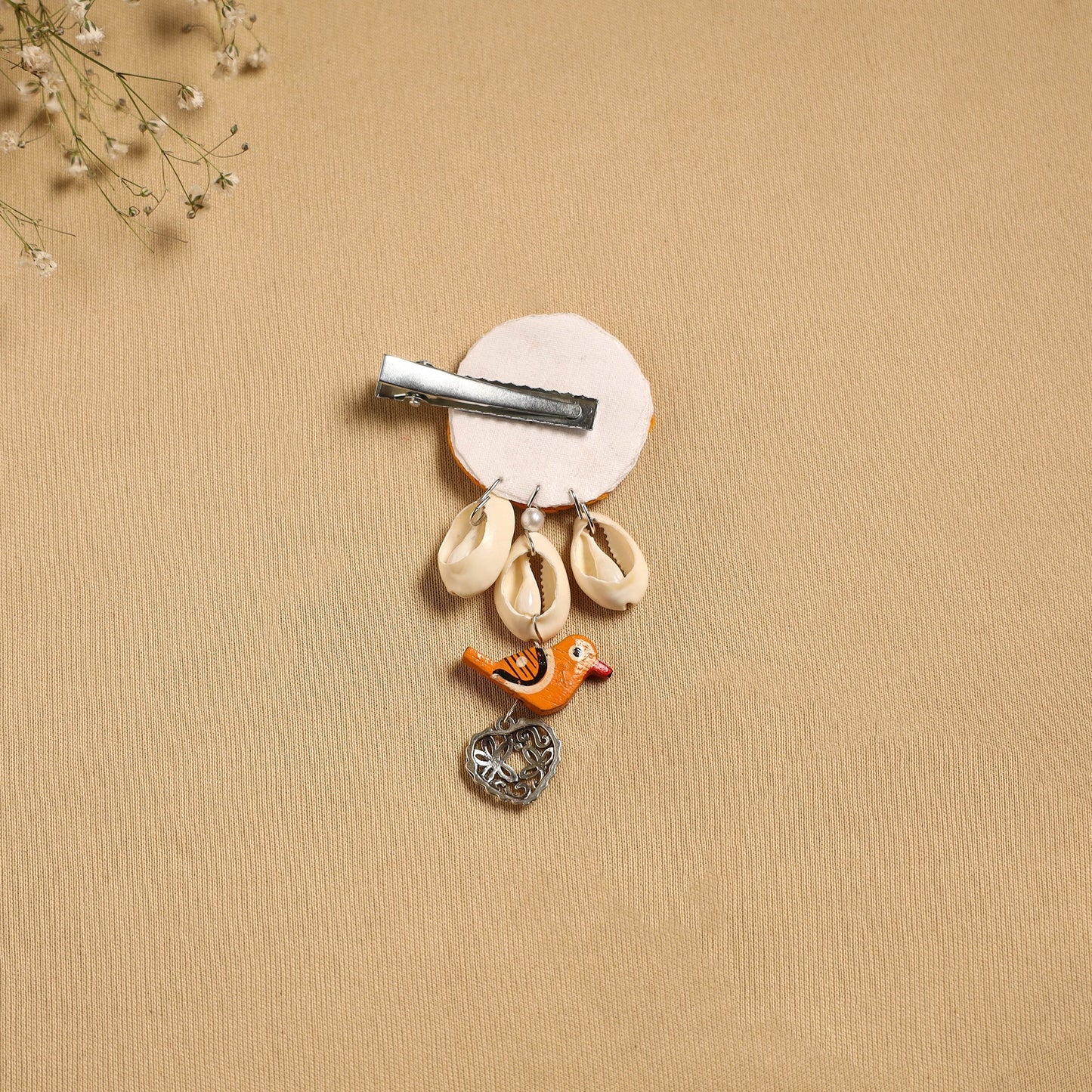 Handmade gs shell & thread work hair clip 49 - handcrafted