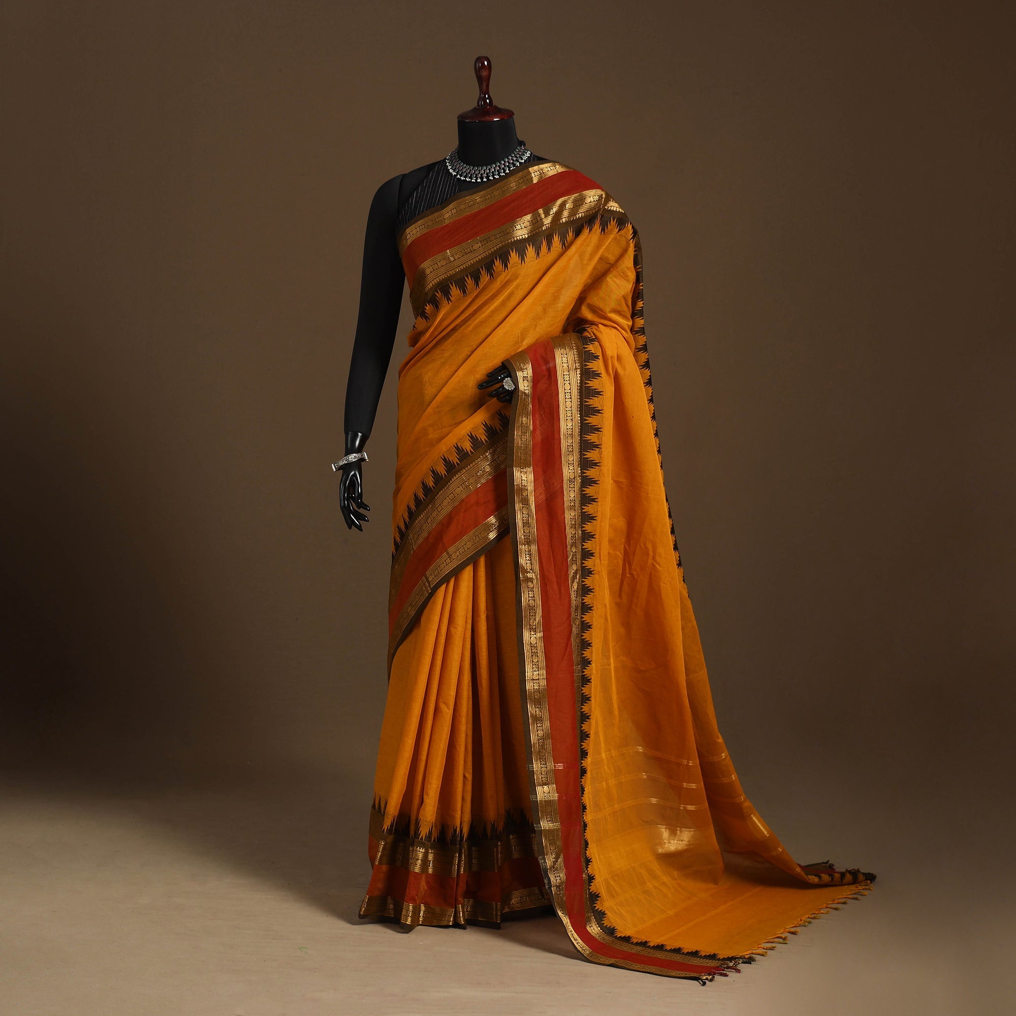 Beige - Kandangi Chettinad Cotton Saree with Border 16