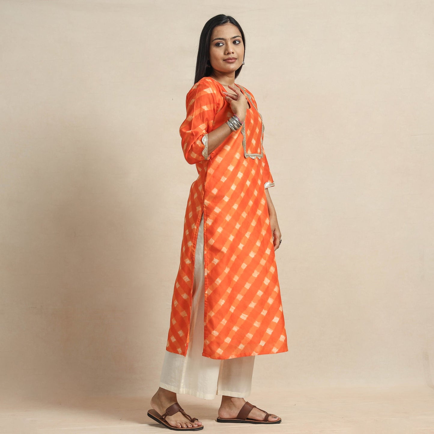 Leheriya Tie-Dye Chanderi Silk Kurta with Lace Work