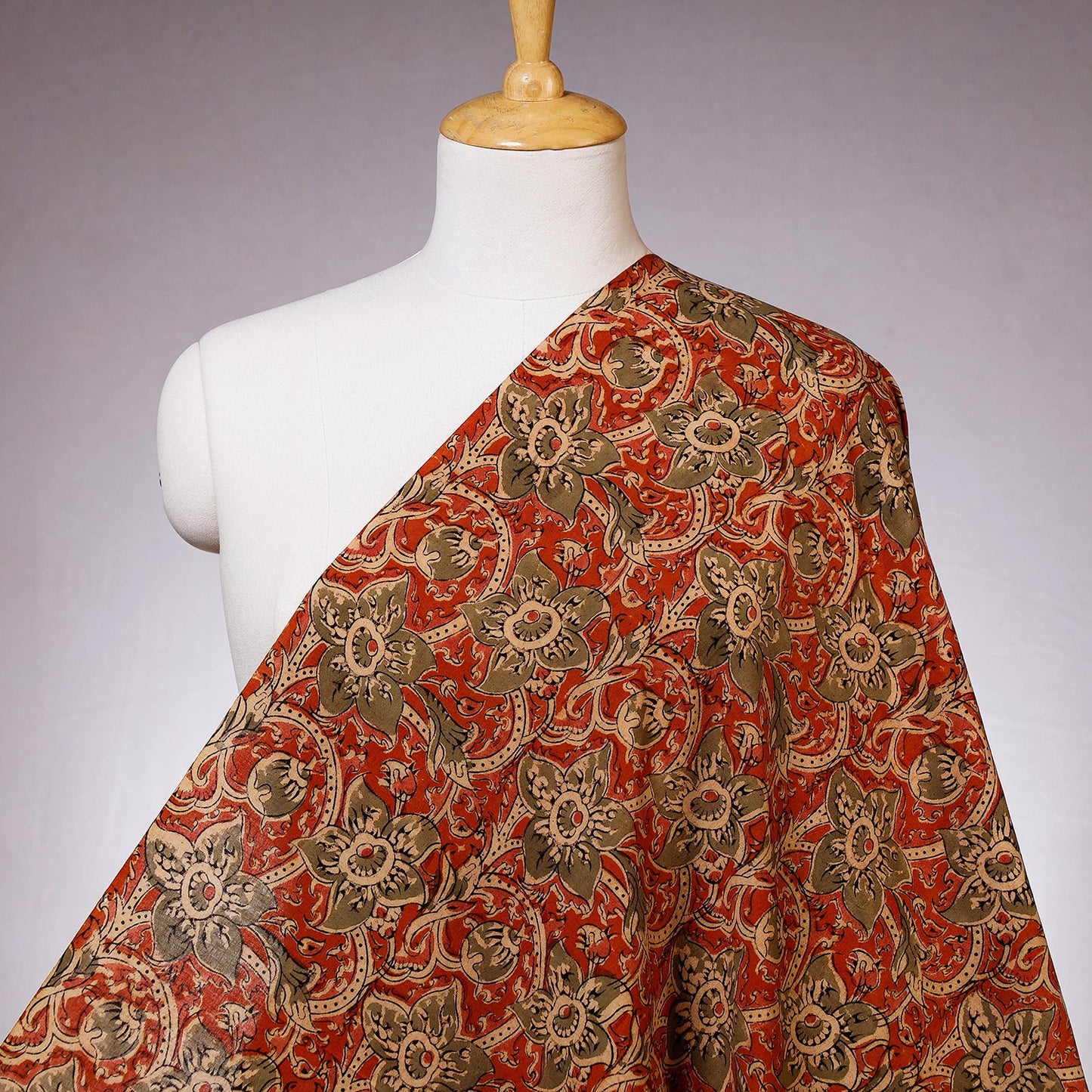 Buy Pedana Kalamkari Block Printed Cotton Fabric Online at iTokri.com