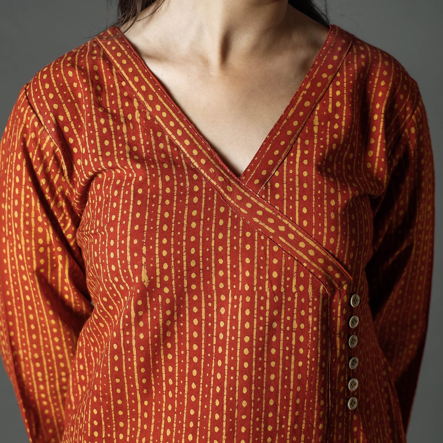 Buy Pipad Block Printed Cotton Long Kurta Online at iTokri.com