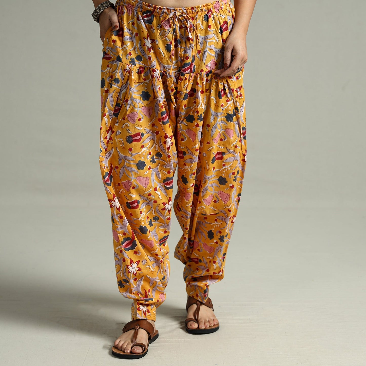 Buy Sanganeri Block Printed Cotton Elasticated Salwar 09 Online at iTokri.com