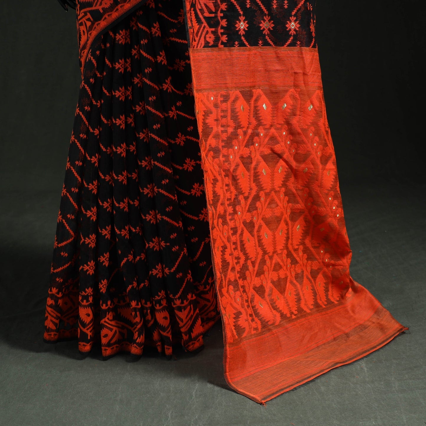 Silk cotton dhakai jamdani saree 01 - handcrafted