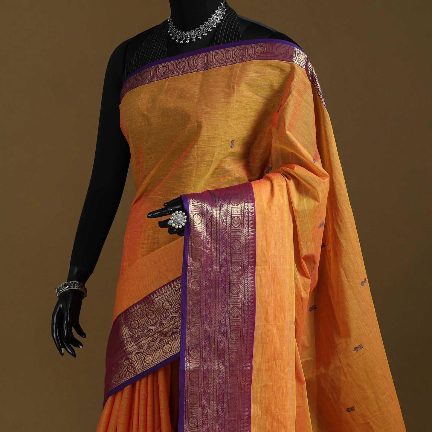 Thread buti cotton kanchipuram saree with border 31