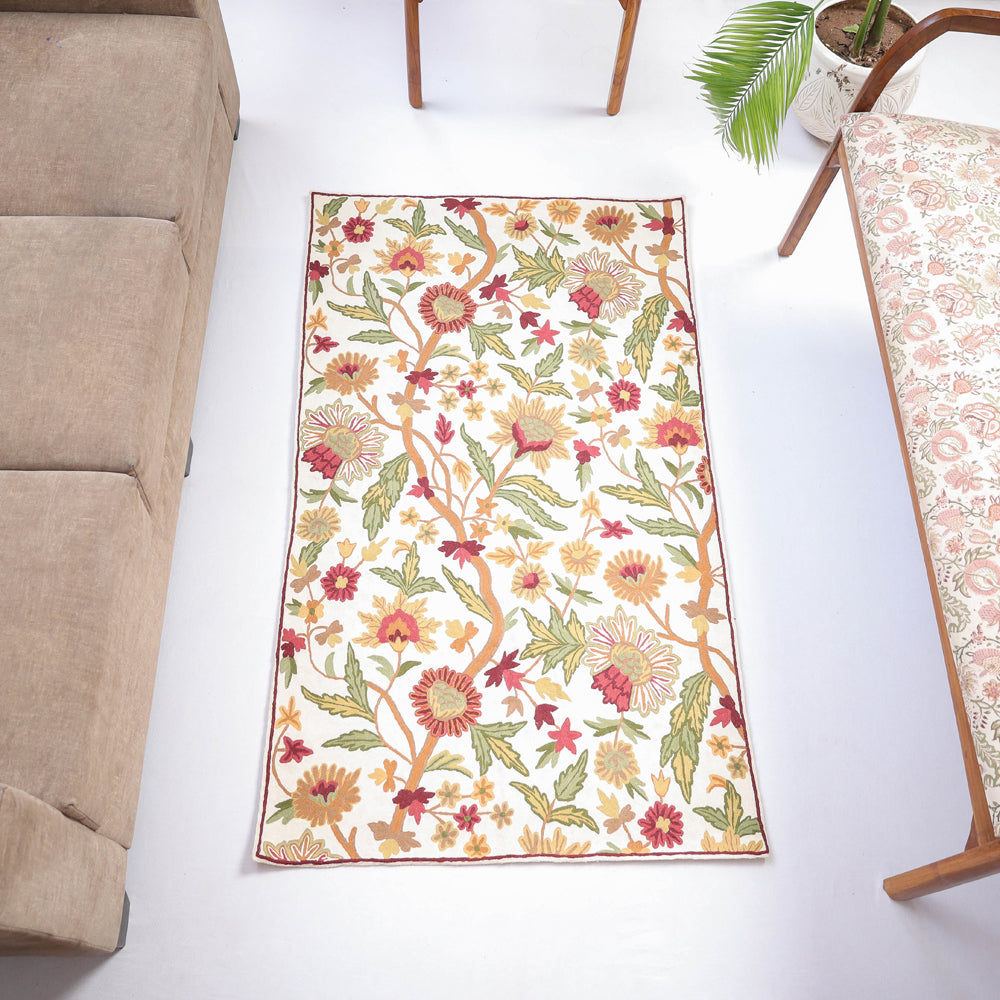 Original Chain Stitch Crewel Wool Thread Hand Embroidery Carpet