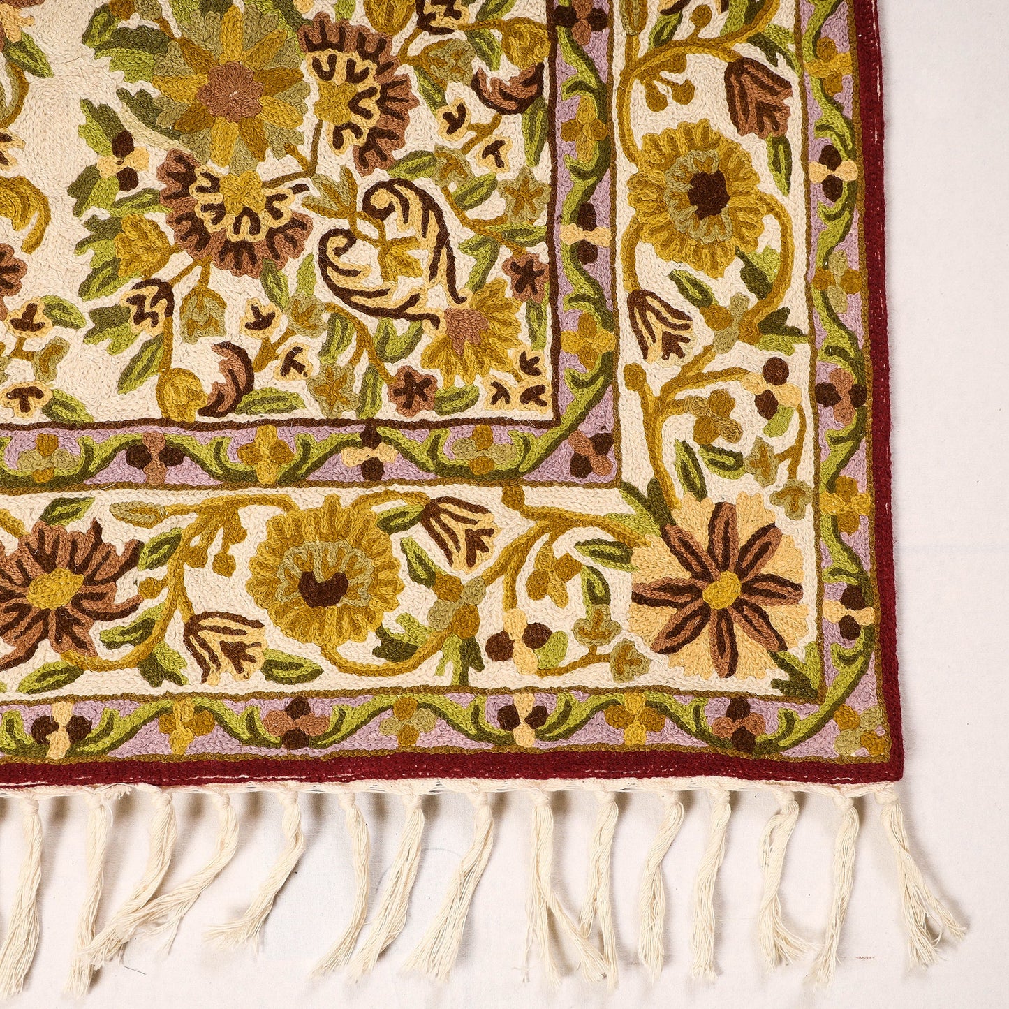 Original Chain Stitch Crewel Wool Thread Hand Embroidery Rug / Carpet