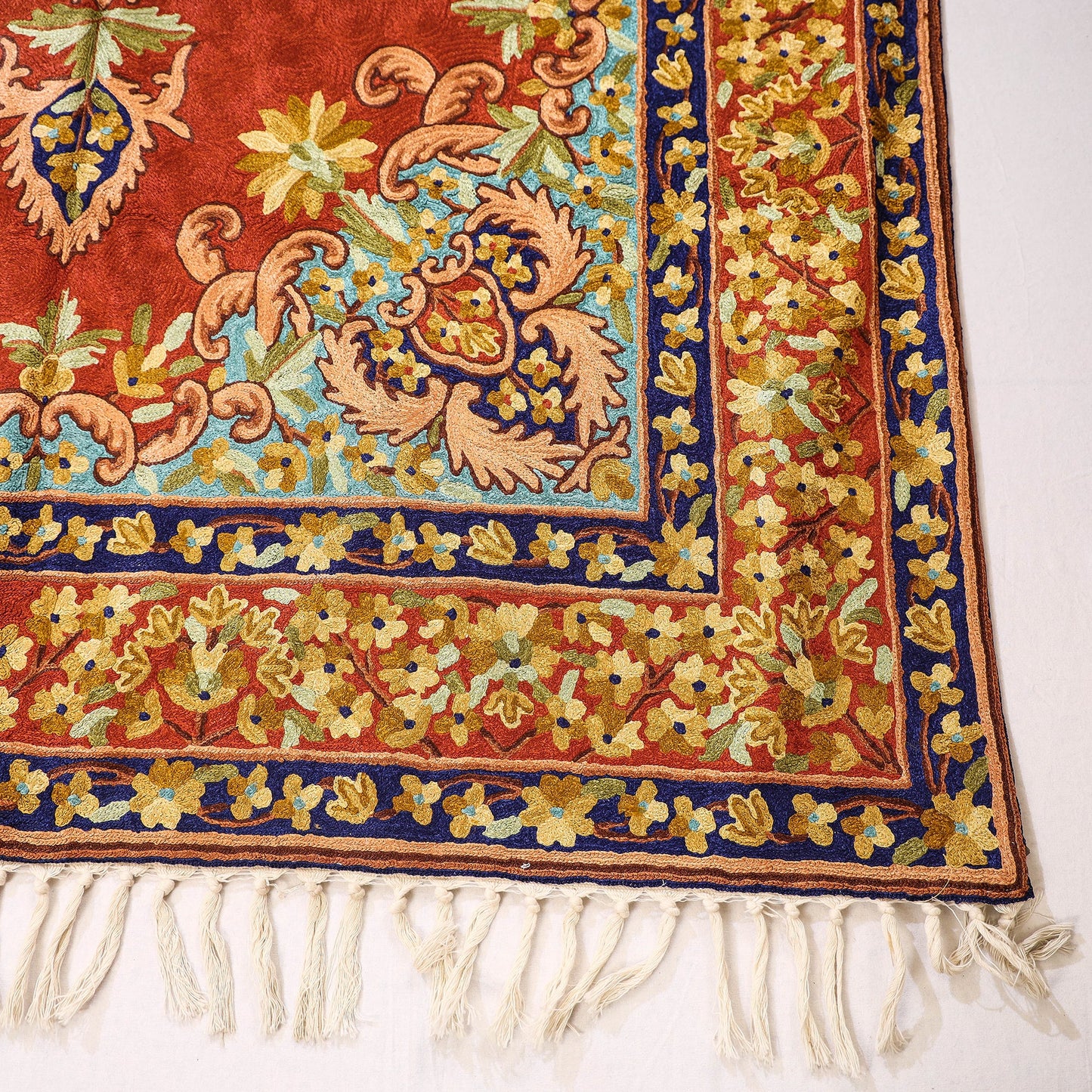 Original Chain Stitch Mulberry Silk Thread Hand Embroidery Rug / Carpet