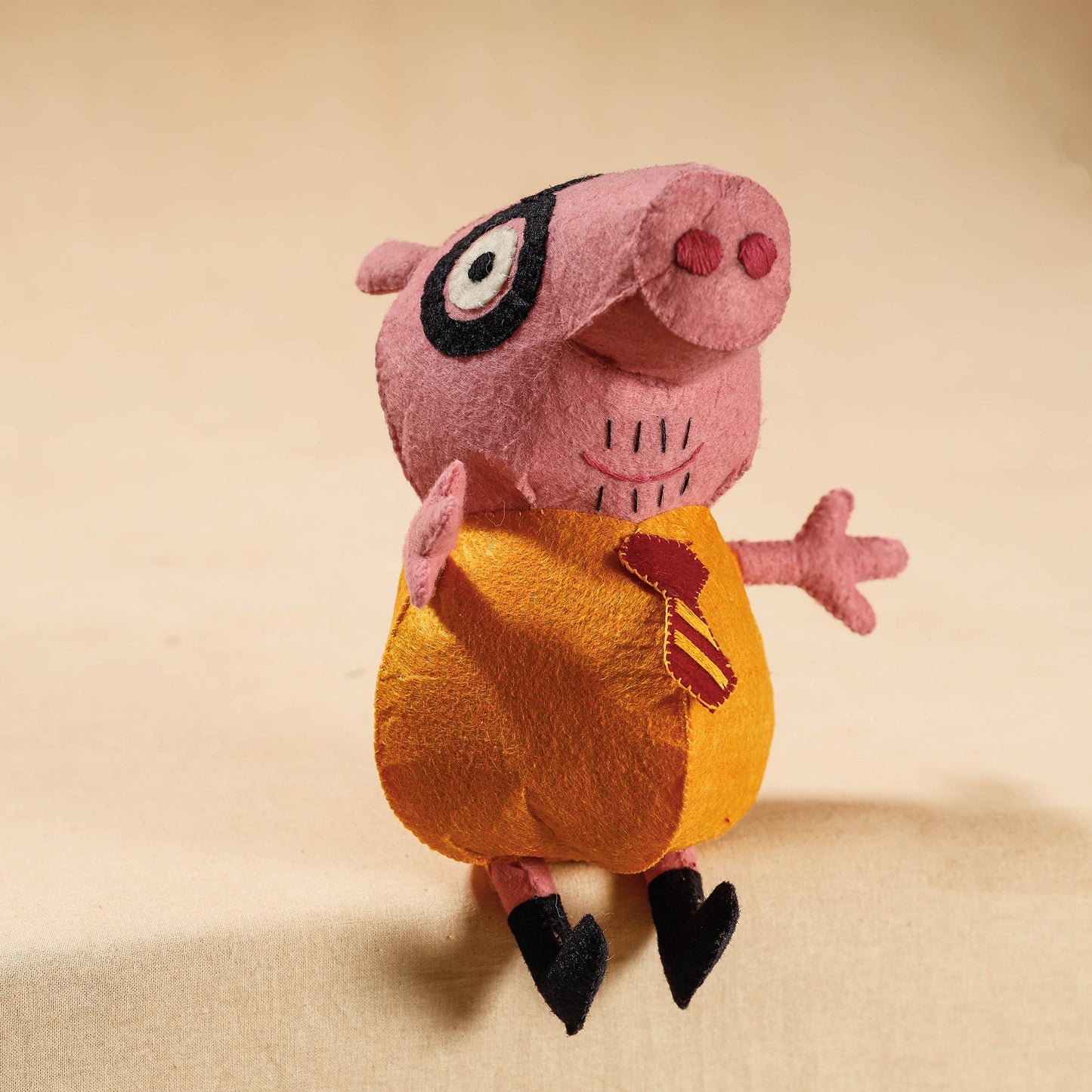 Buy Papa Piggie - Handmade Felt Work Stuffed Soft Toy