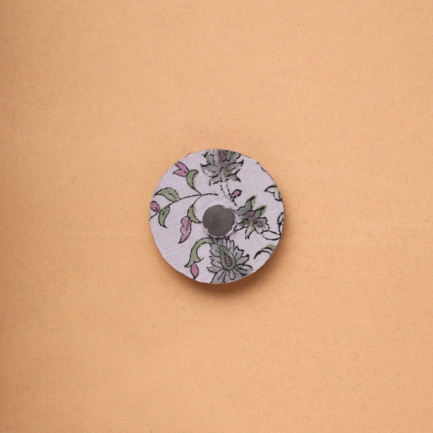 Parrot - Handmade Fabart Wooden Magnet