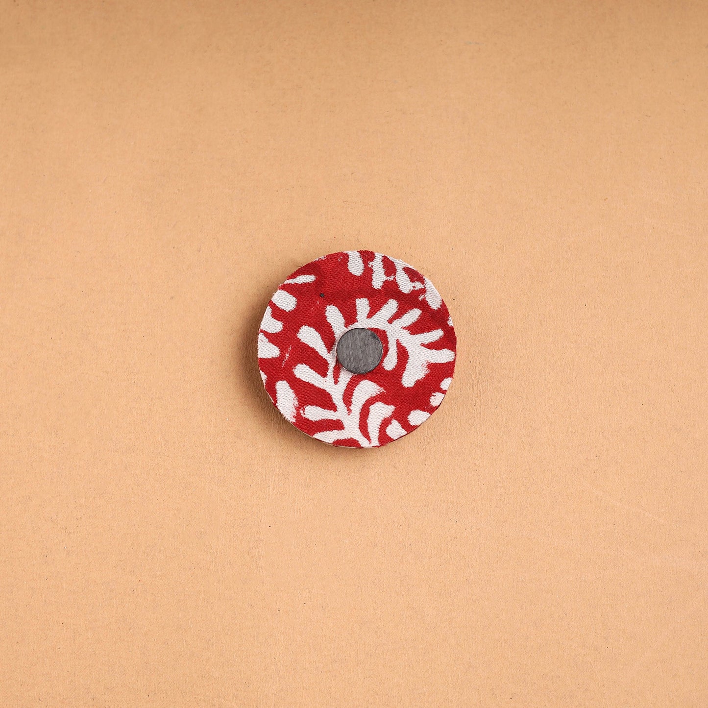 Parrot - Handmade Fabart Wooden Magnet