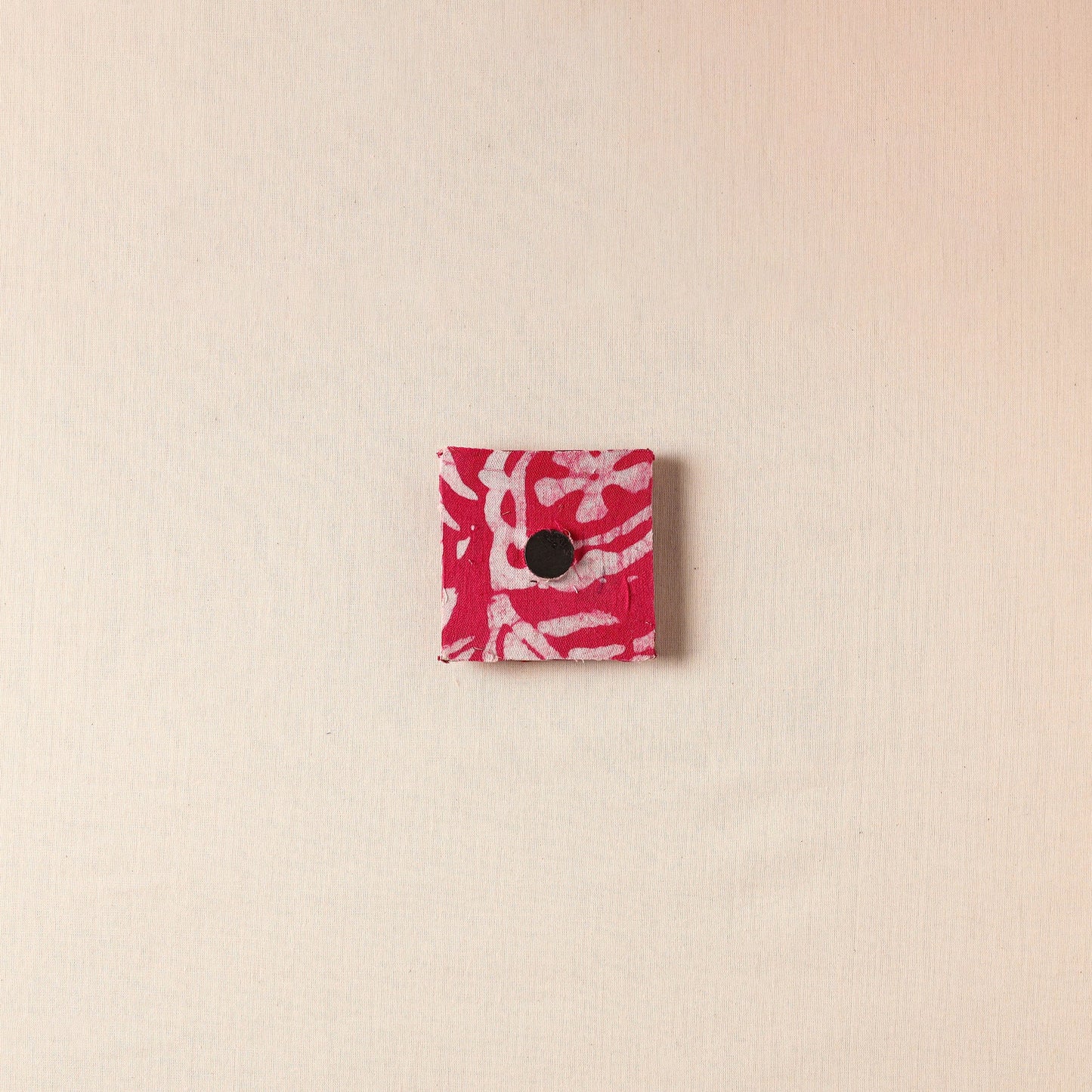 Parrot - Handmade Fabart Wooden Magnet