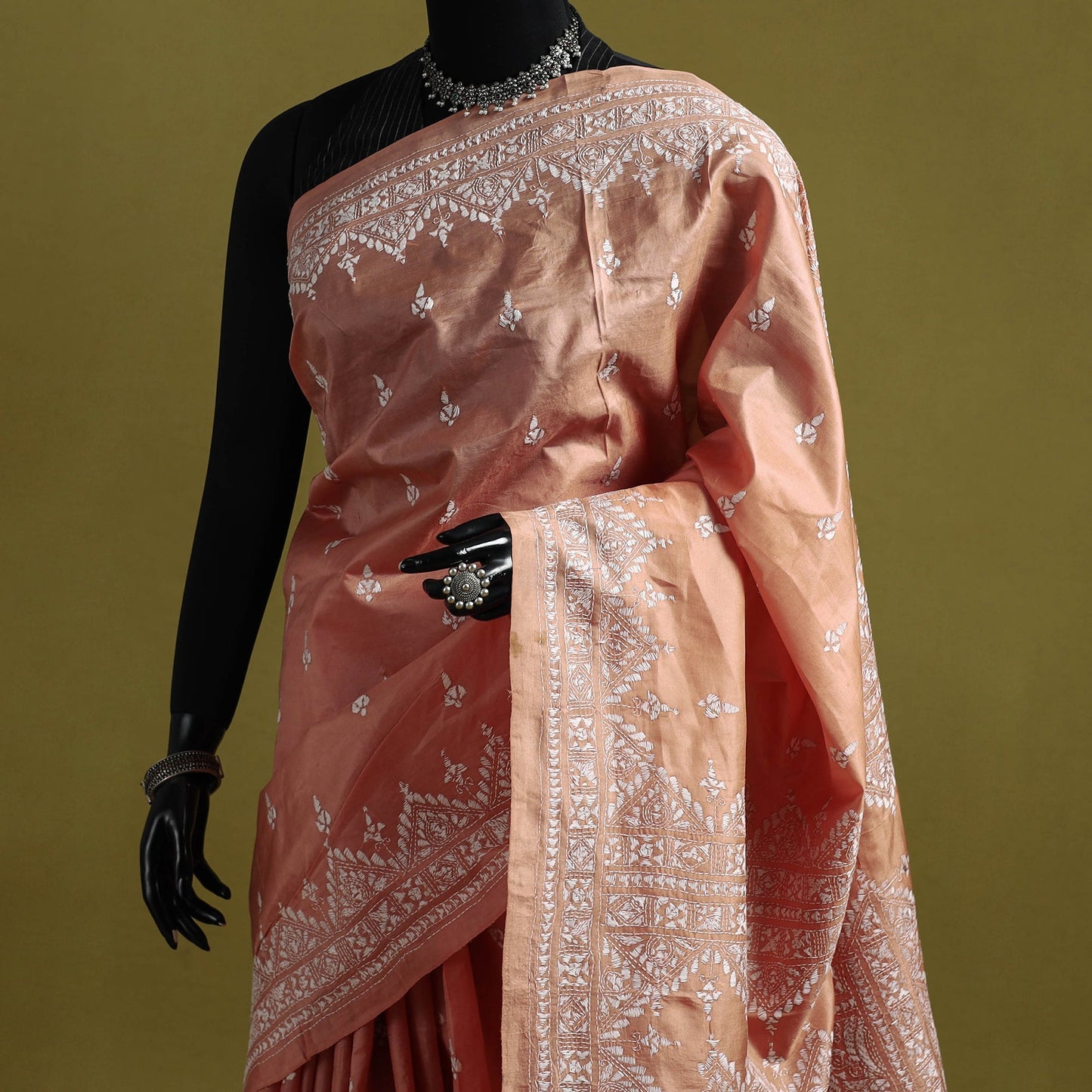 Bengal hand embroidery bangalore silk handloom kantha saree
