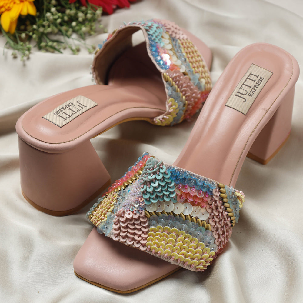 Peach Handstitched Embroidered Jutti