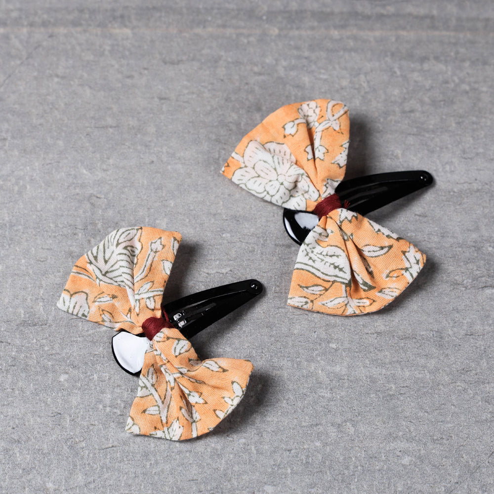 Handmade Gulmohar Flower Tik-Tok Hair Clip (Set of 2) Online l iTokri.com