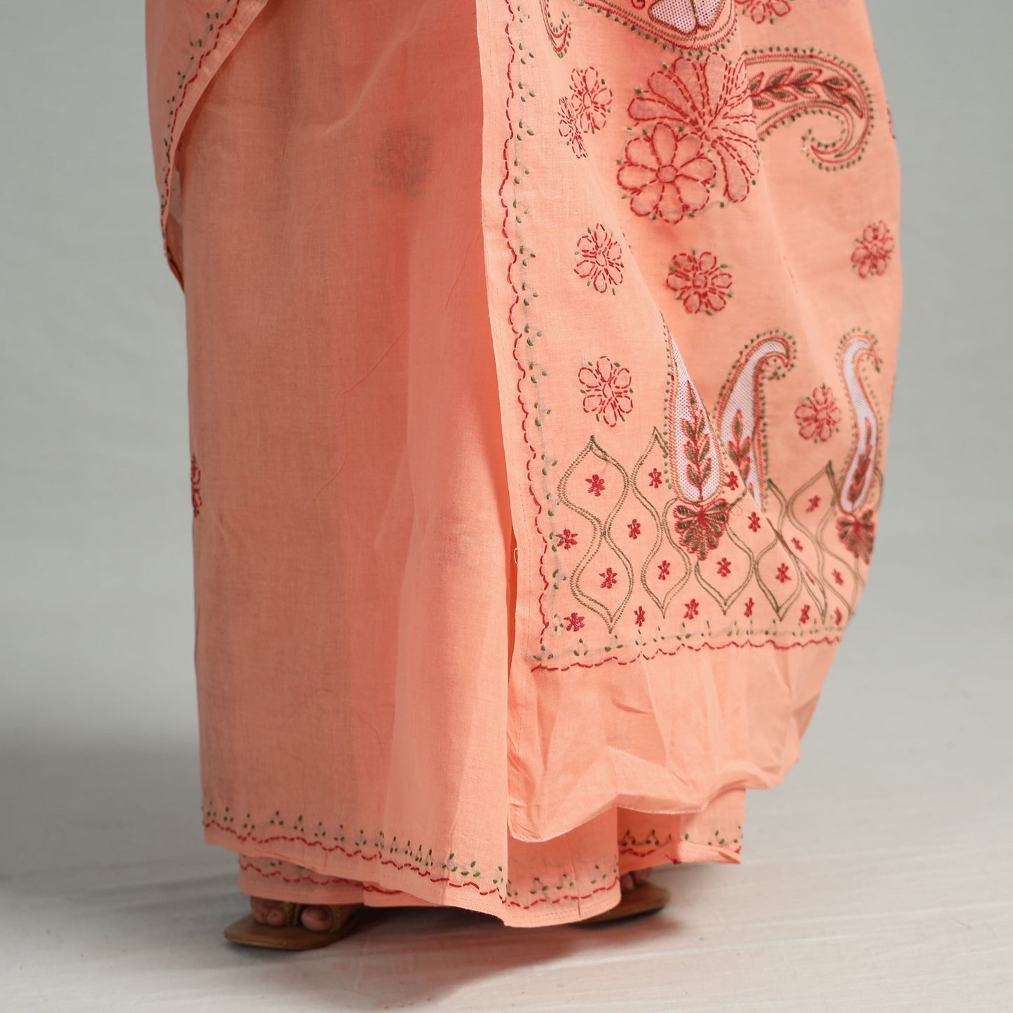Lucknow Chikankari Hand Embroidery Cotton Saree 56 Online
