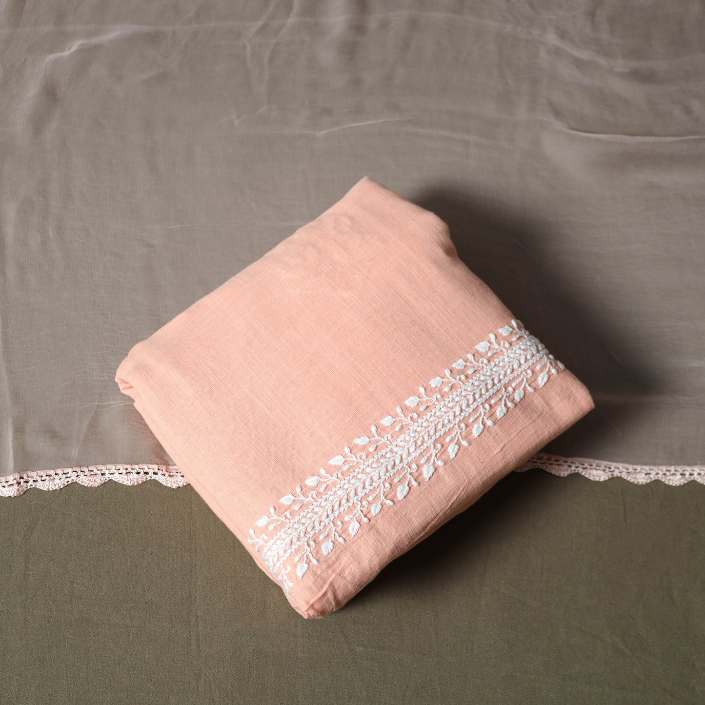 Lucknowi hand embroidered cotton chikankari 3pc unstitched