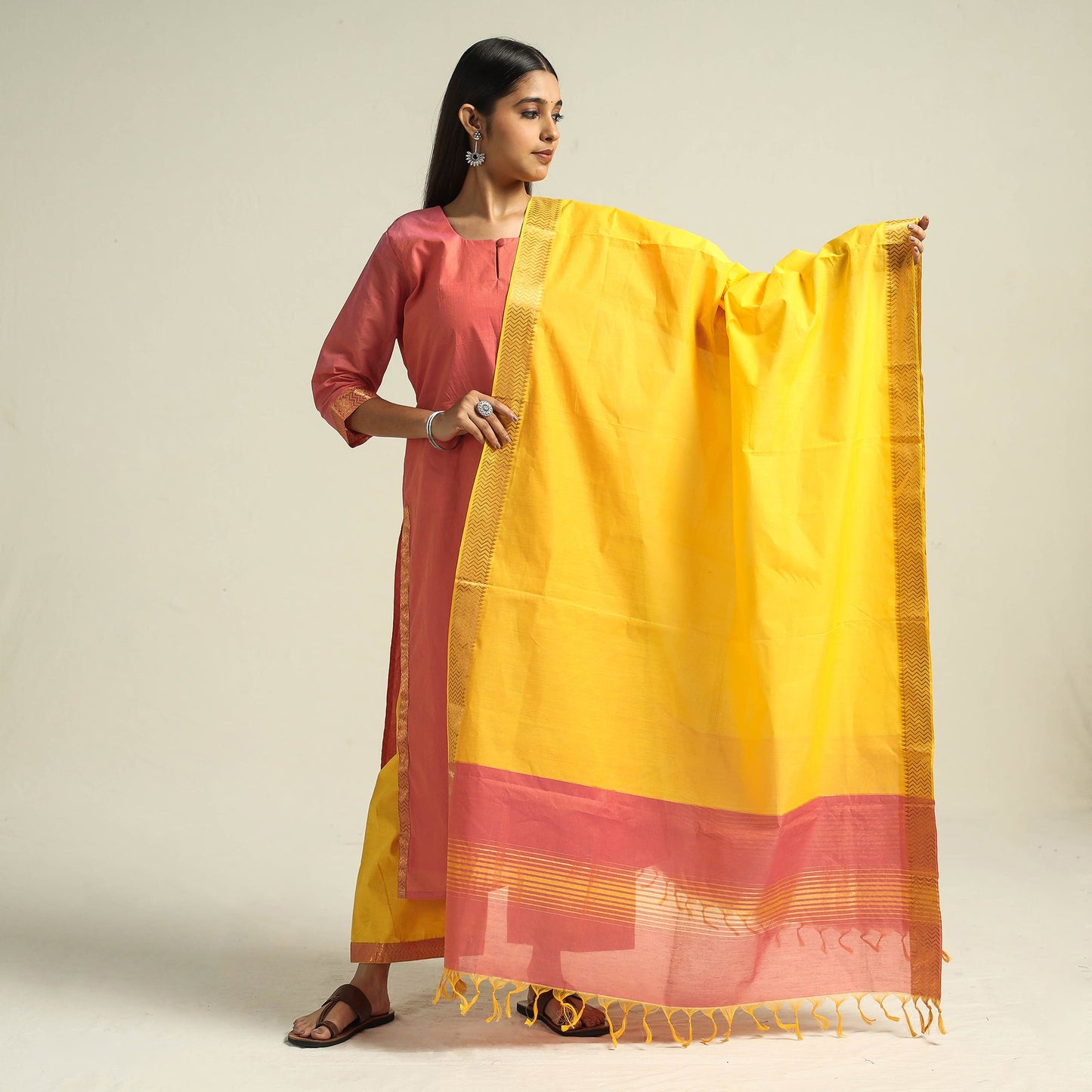 Buy Mangalagiri Handloom Cotton Kurta with Palazzo & Dupatta Set Online at iTokri.com