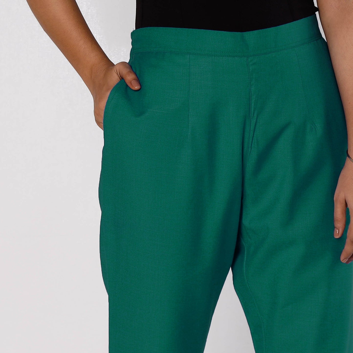 Persian Green Flex Cotton Tapered Casual Pant for Women Online l iTokri.com