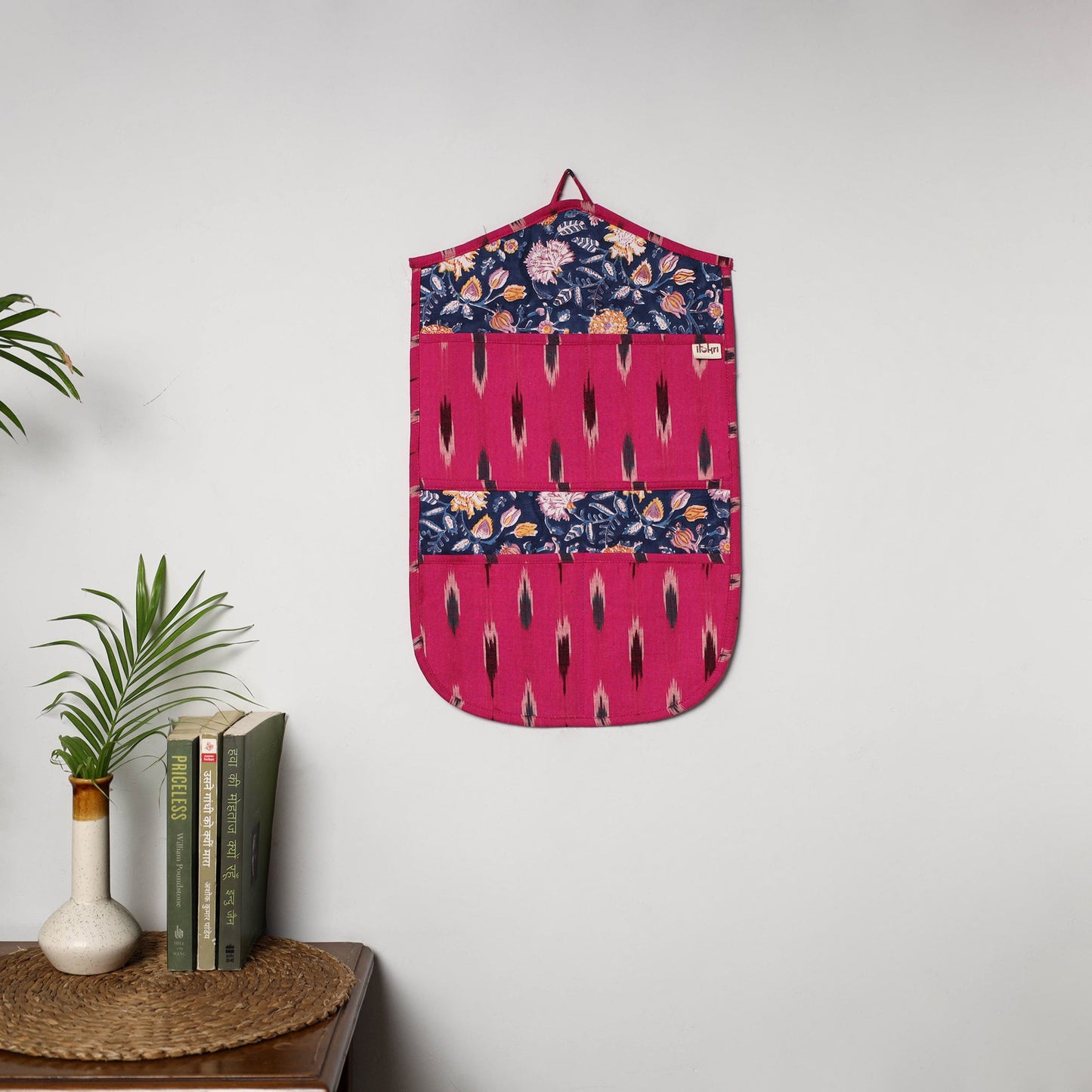 Pink - 4 pockets handcrafted cotton wall hanging letter