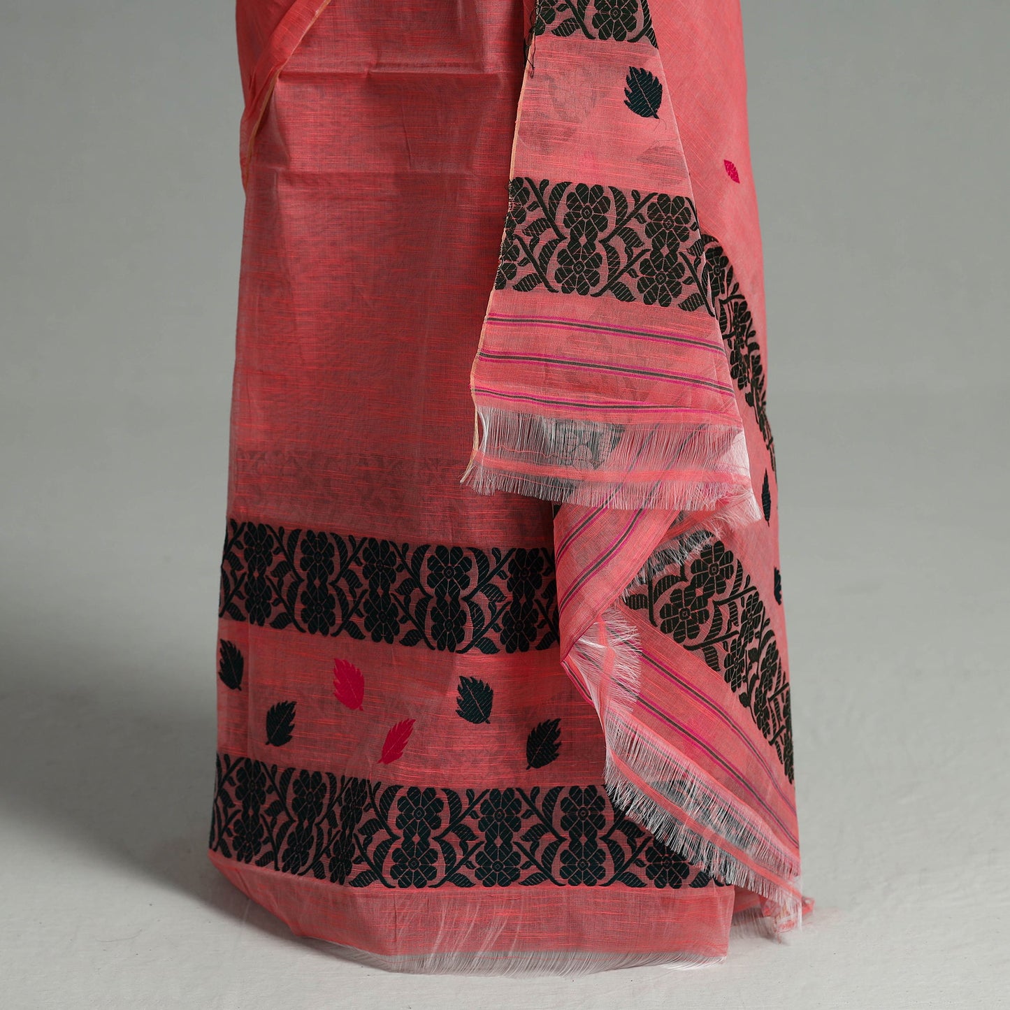 Assam Traditional Handloom Silk Cotton Mekhela Chador with Blouse Piece 12