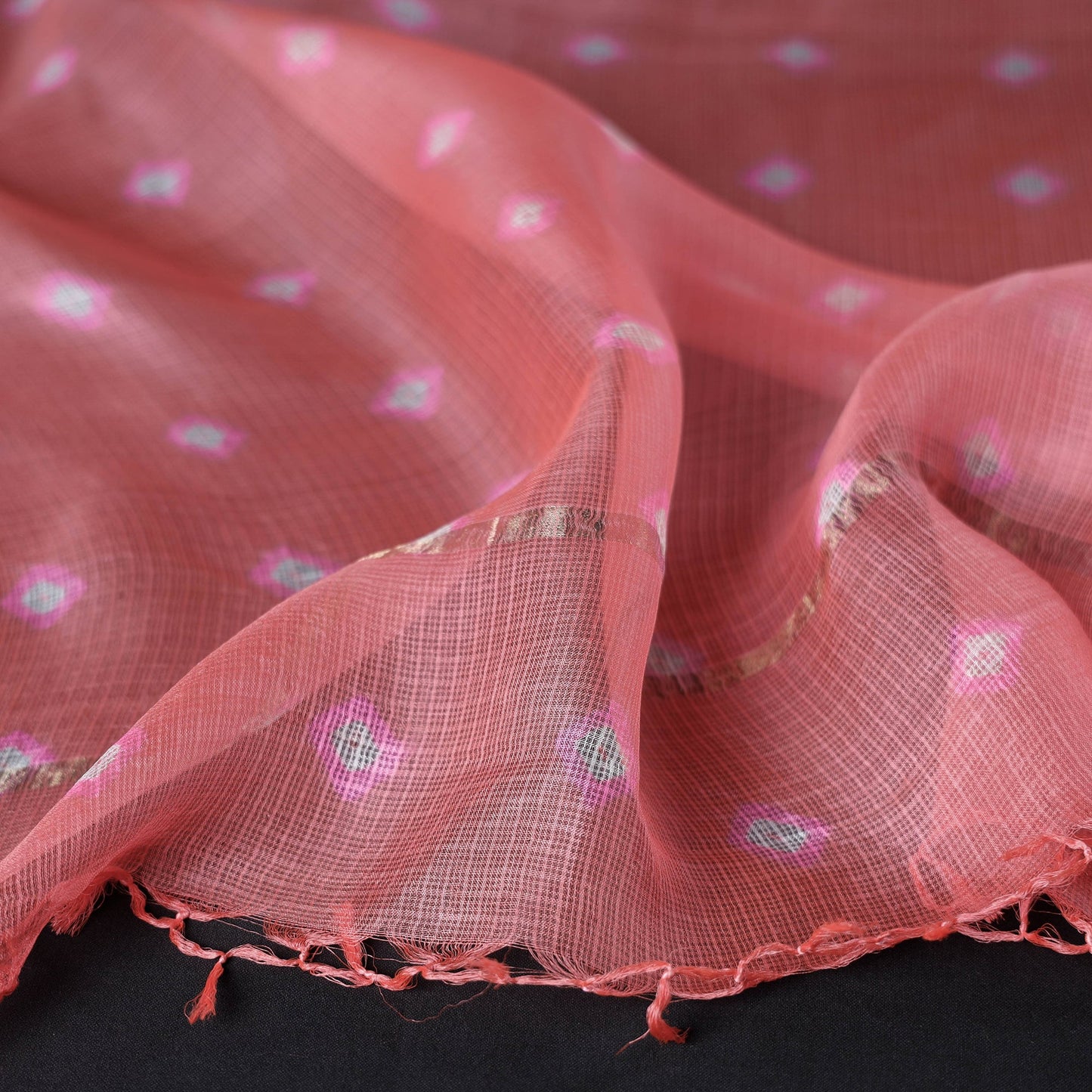Buy Bandhani Tie-Dye Kota Doria Silk Dupatta with Tassels Online at iTokri.com