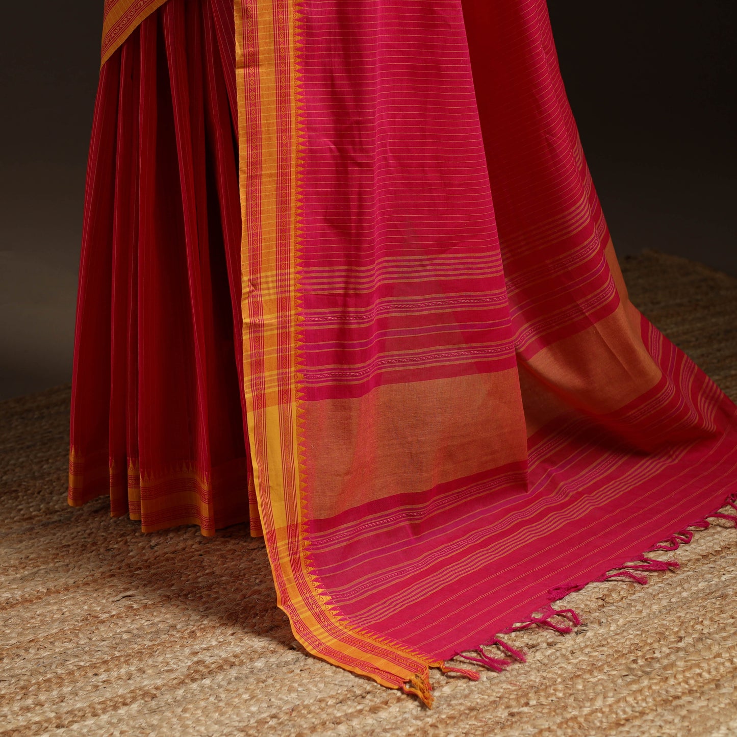 Pink - bengal handwoven cotton begumpuri saree 15