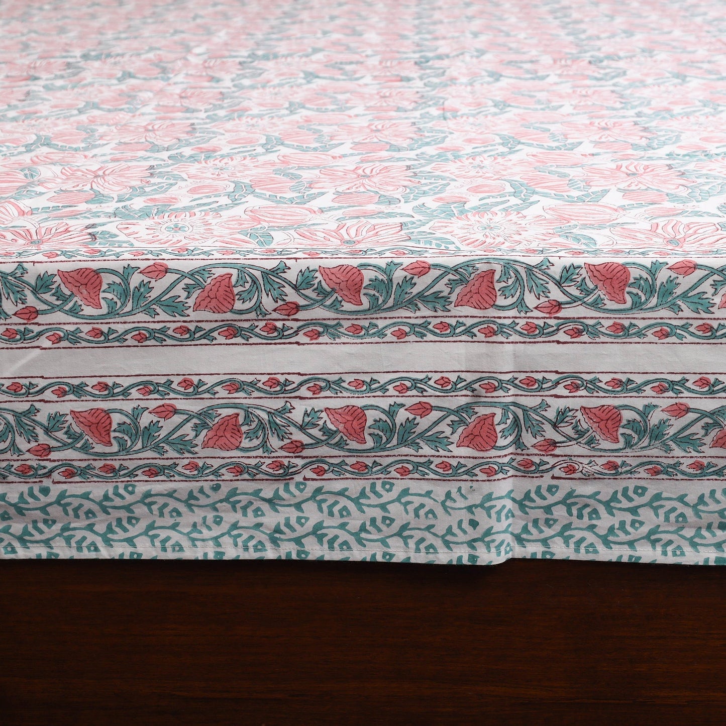 Cotton double sanganeri bed sheet set (108 x 90 in) 03