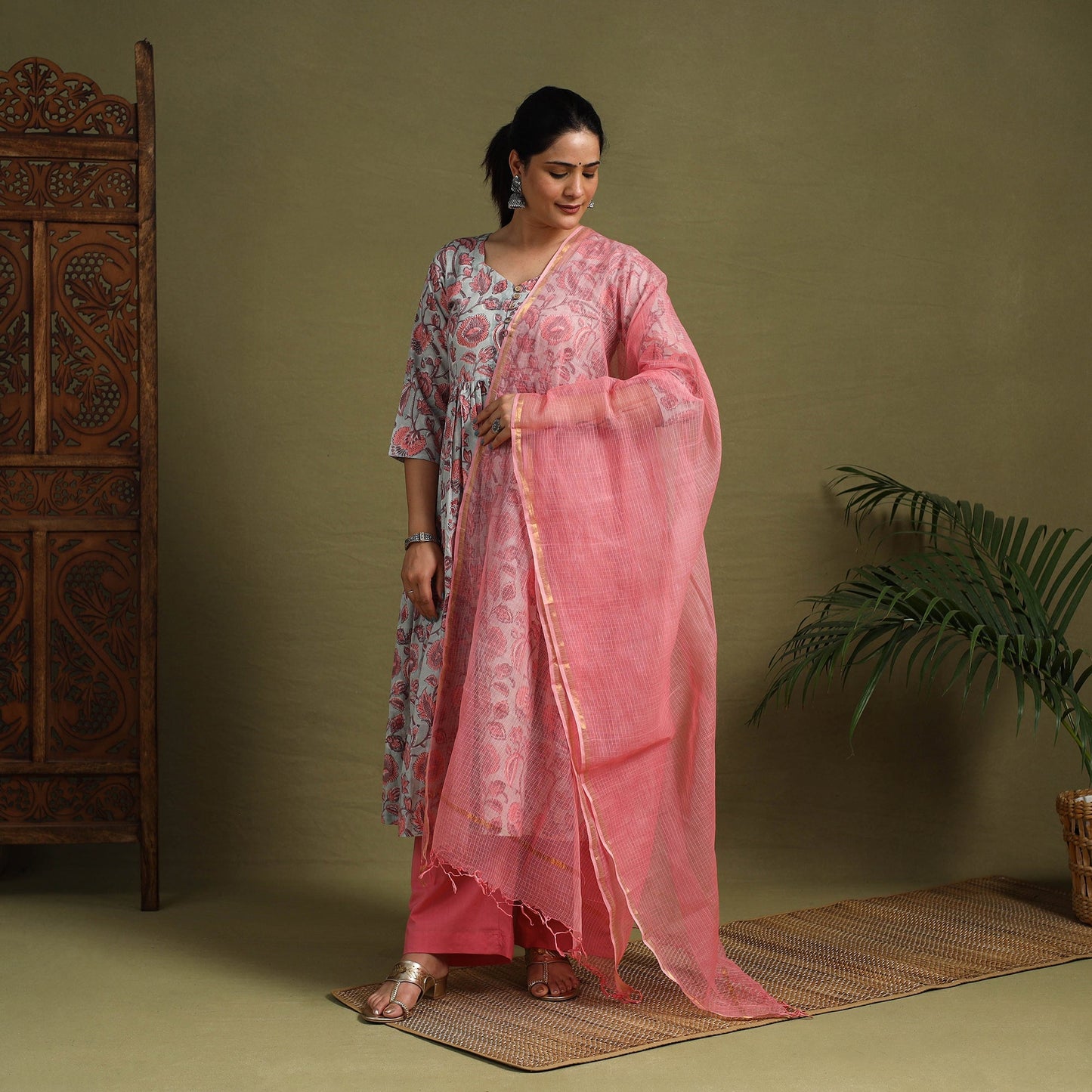 Buy Pink Block Print Cotton Sanganeri Kurta Set (Set of 3)