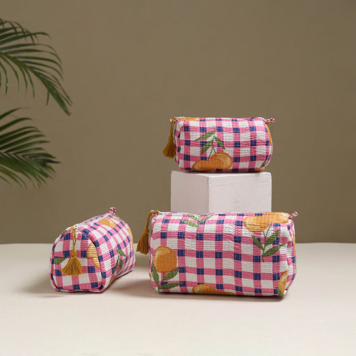 Floral hand block print quilted toiletry bags (set of 3) 09